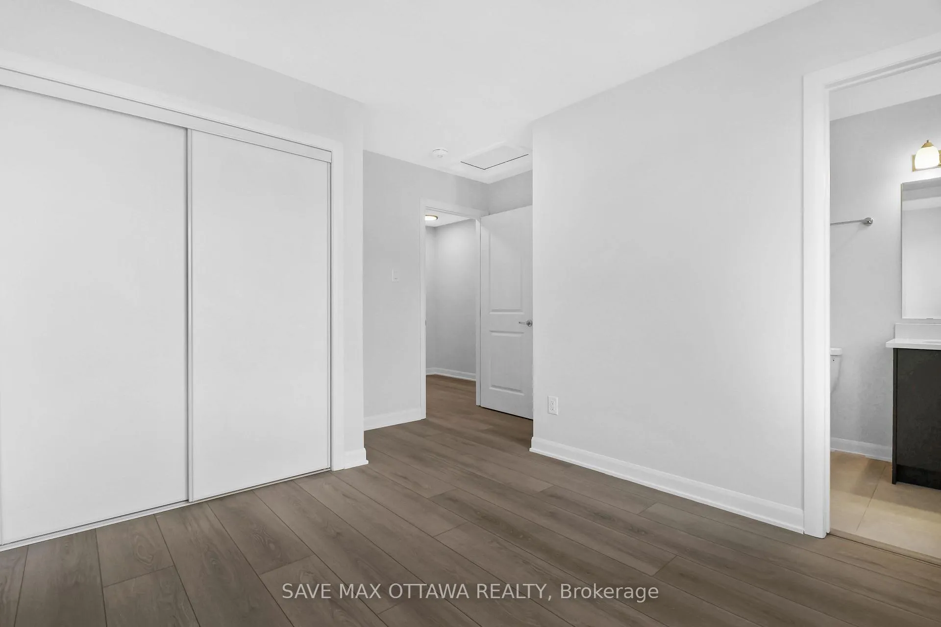 Photo 14 of Unit 07, 701 Glenroy Gilbert Drive, Ottawa, Barrhaven - Strandherd — HOMEH