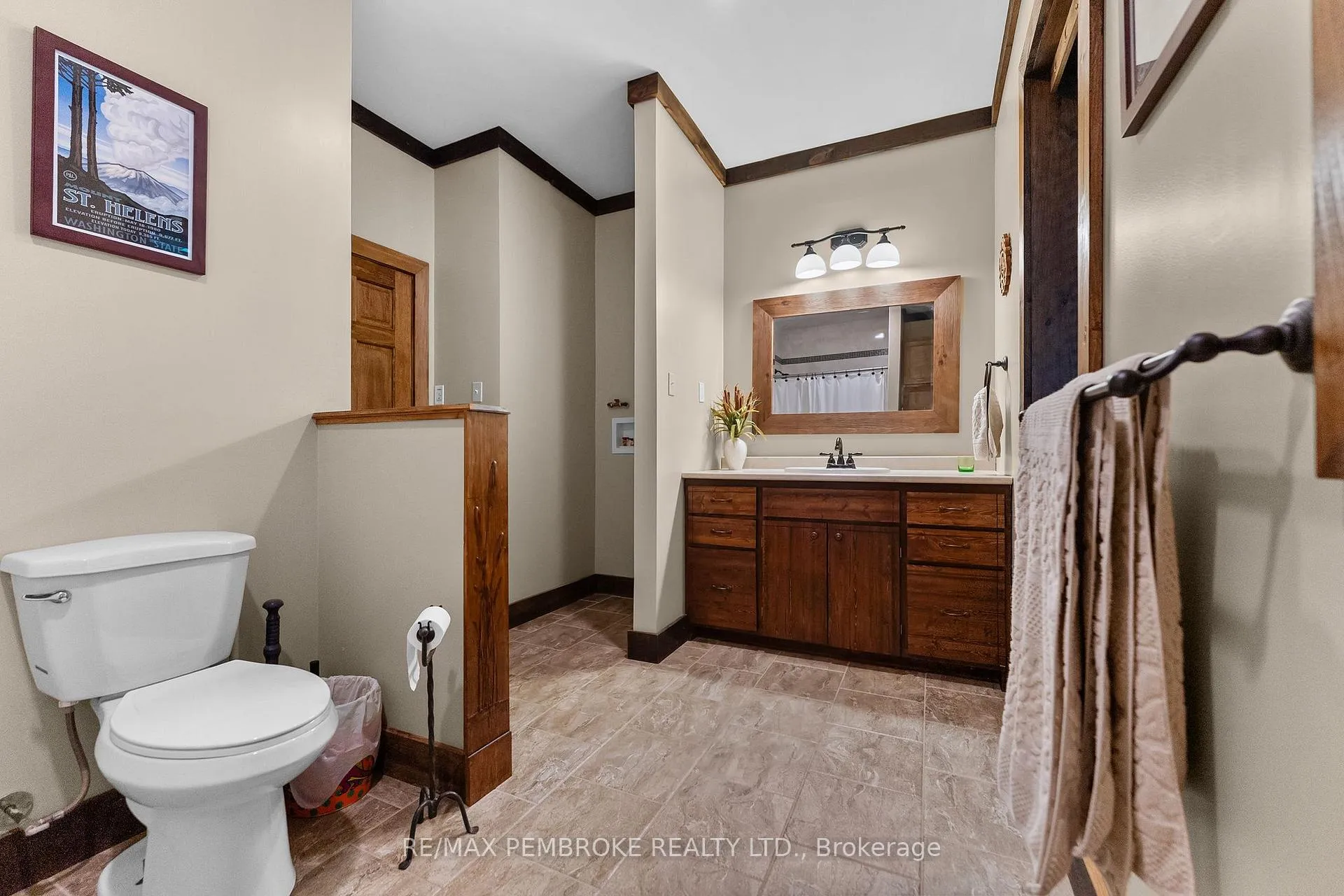 Photo 24 of Unit B, 442 Stringer Drive, Faraday — HOMEH