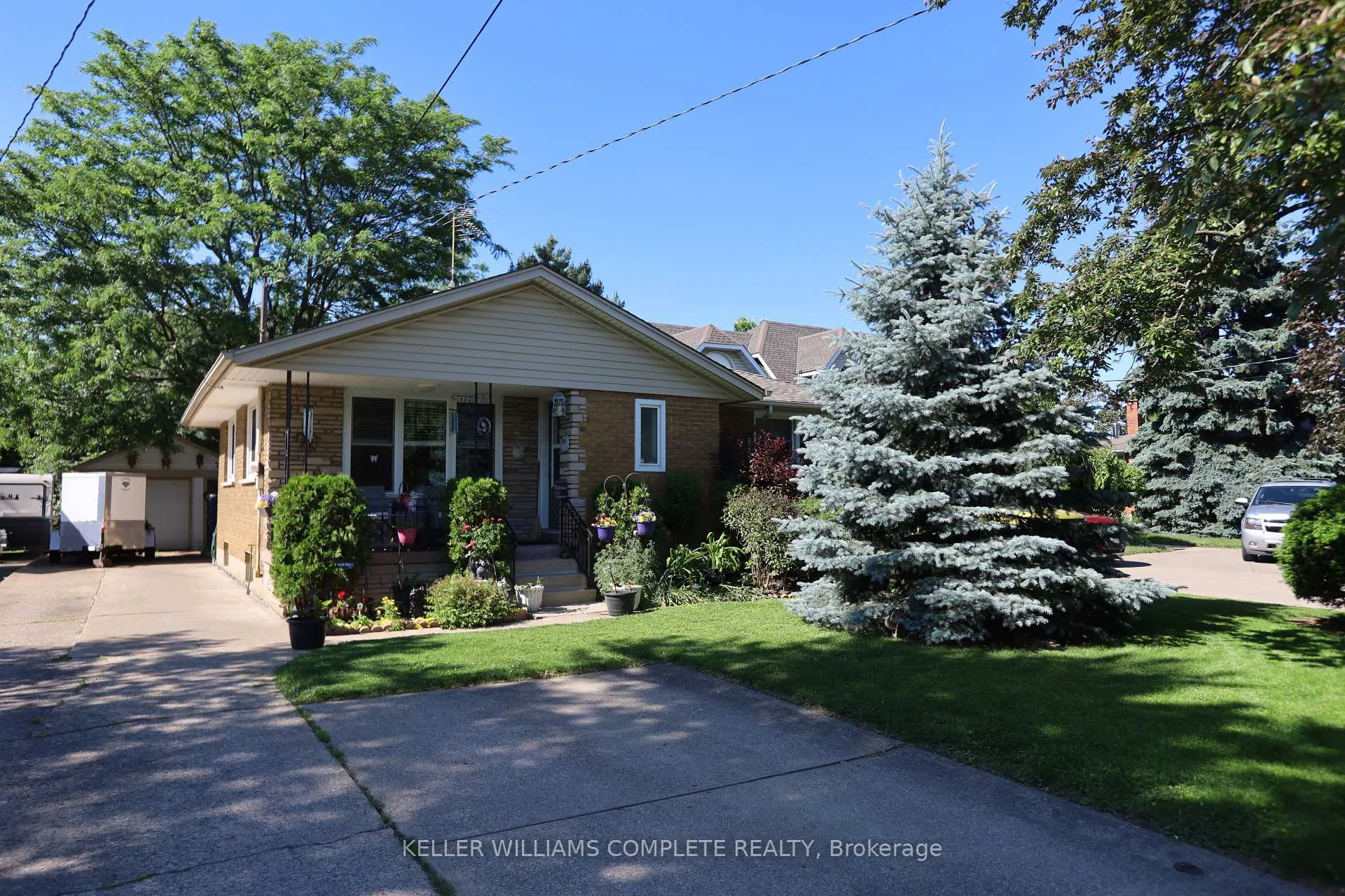 Photo 1 of 9 Cecil Street, St. Catharines, Lakeport — HOMEH