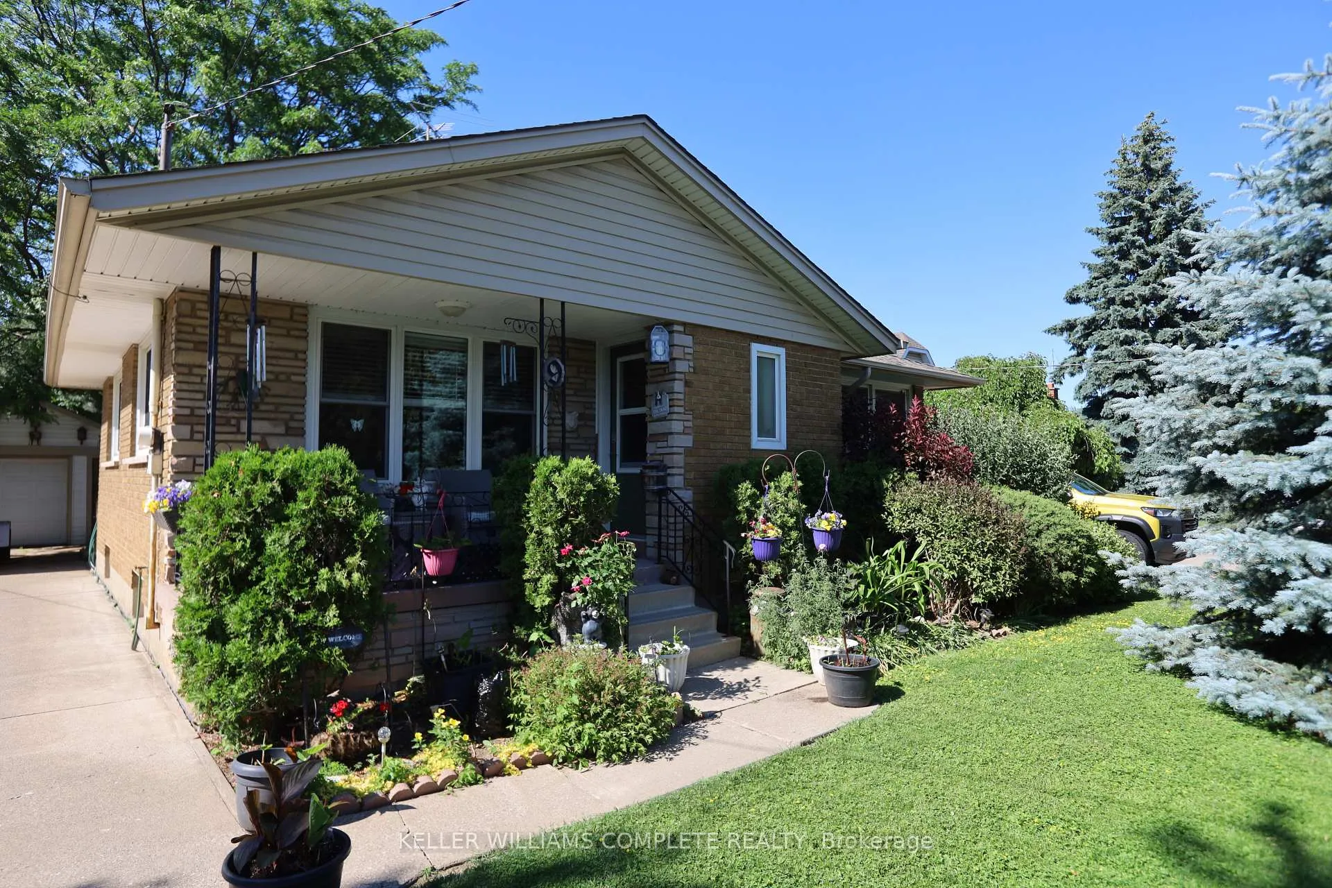 Photo 6 of 9 Cecil Street, St. Catharines, Lakeport — HOMEH