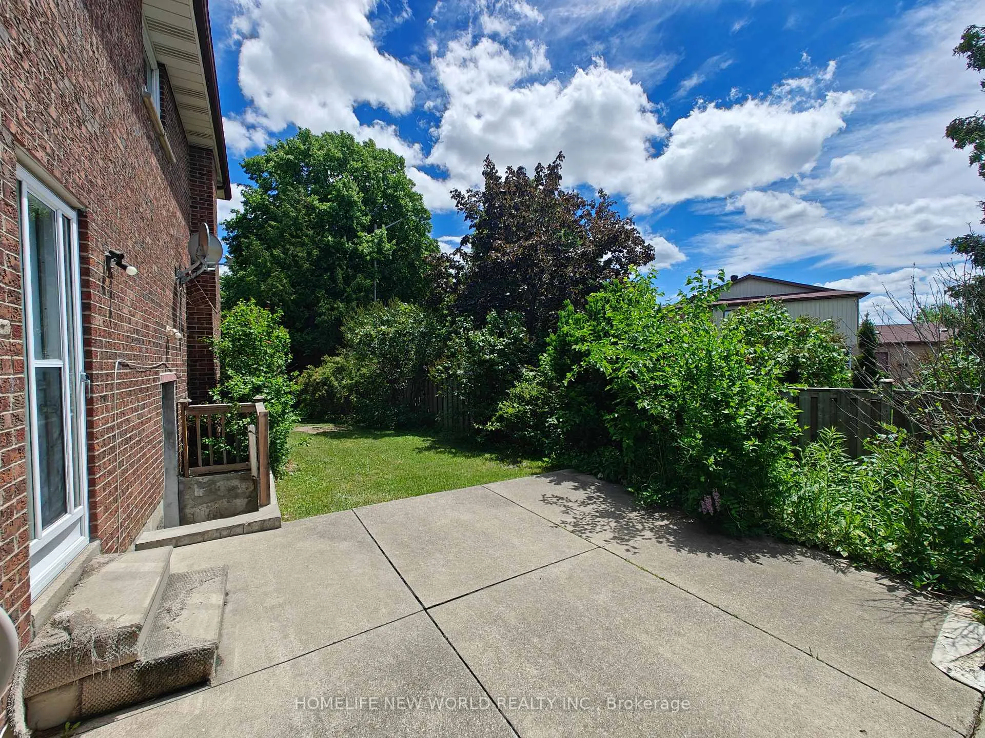 Photo 17 of 205 Risebrough Circuit, Markham, Milliken Mills West — HOMEH