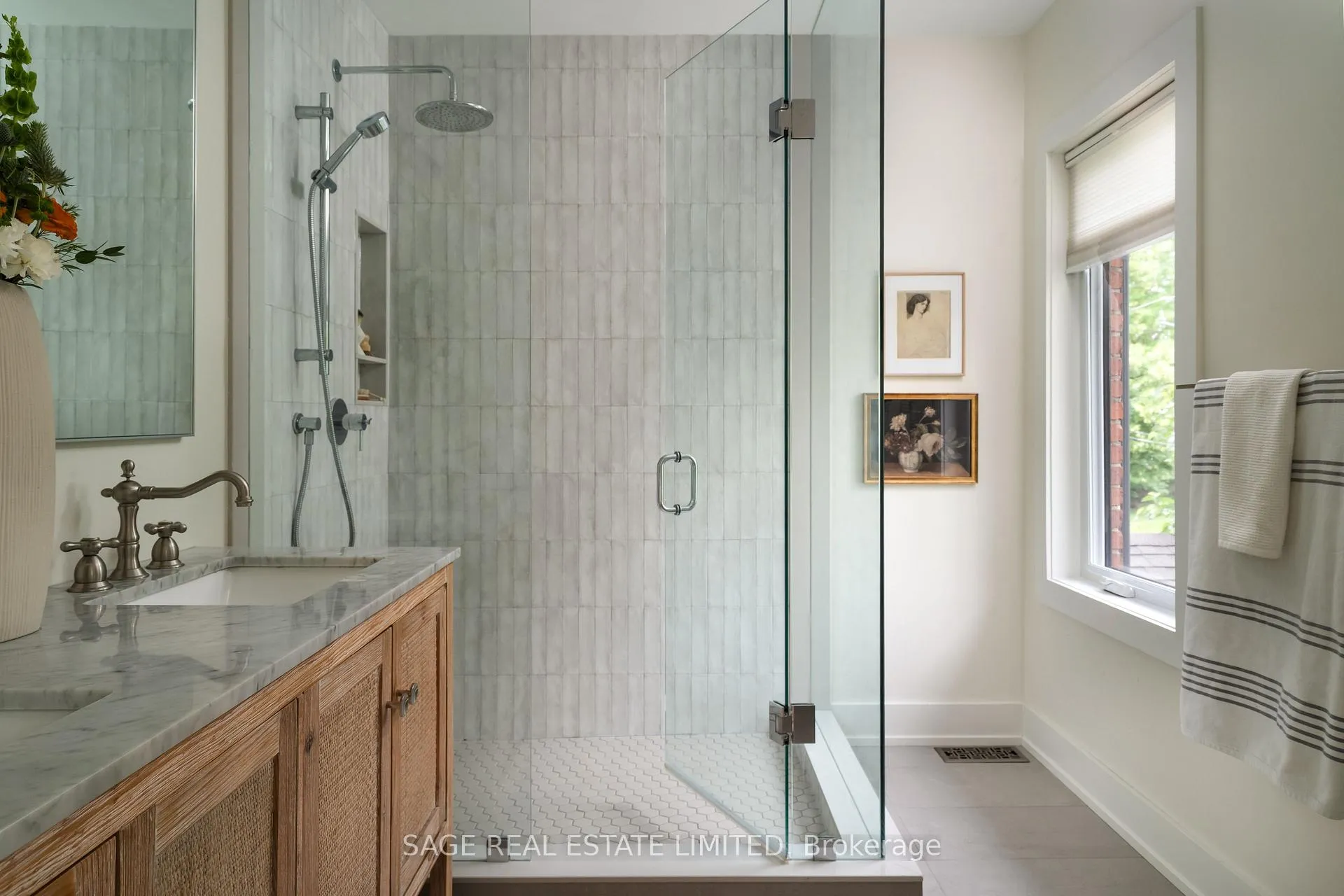 Photo 17 of 51 Mountview Avenue, Toronto, High Park North — HOMEH