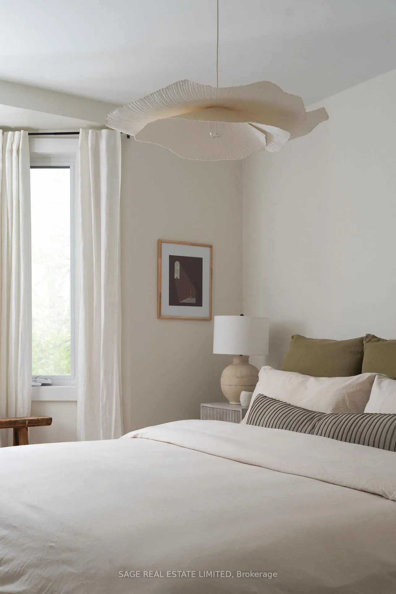 Photo 19 of 51 Mountview Avenue, Toronto, High Park North — HOMEH