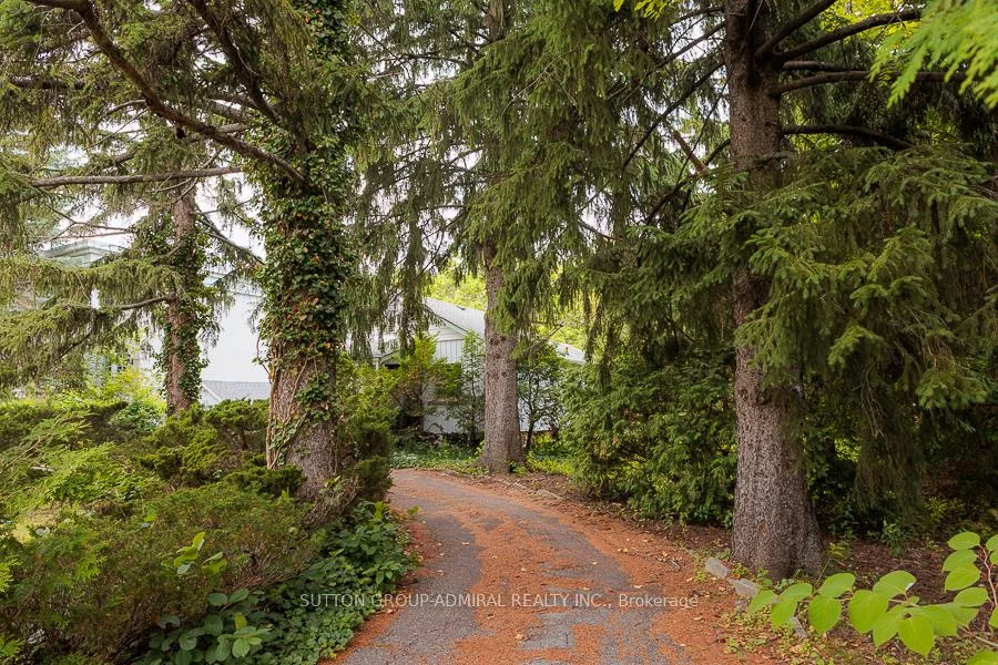 Photo 4 of 60 Arnold Avenue, Vaughan, Crestwood-Springfarm-Yorkhill — HOMEH