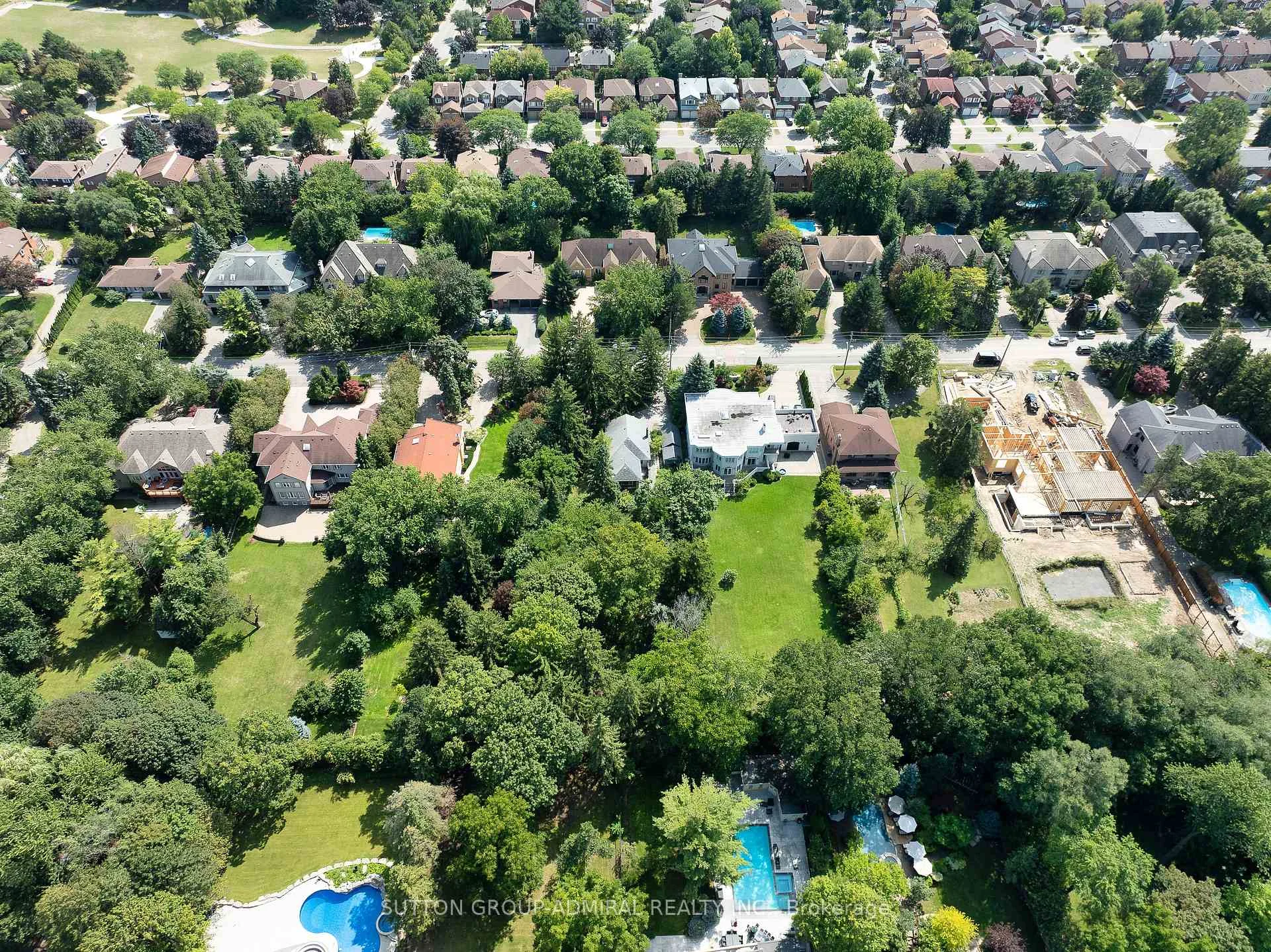 Photo 20 of 60 Arnold Avenue, Vaughan, Crestwood-Springfarm-Yorkhill — HOMEH