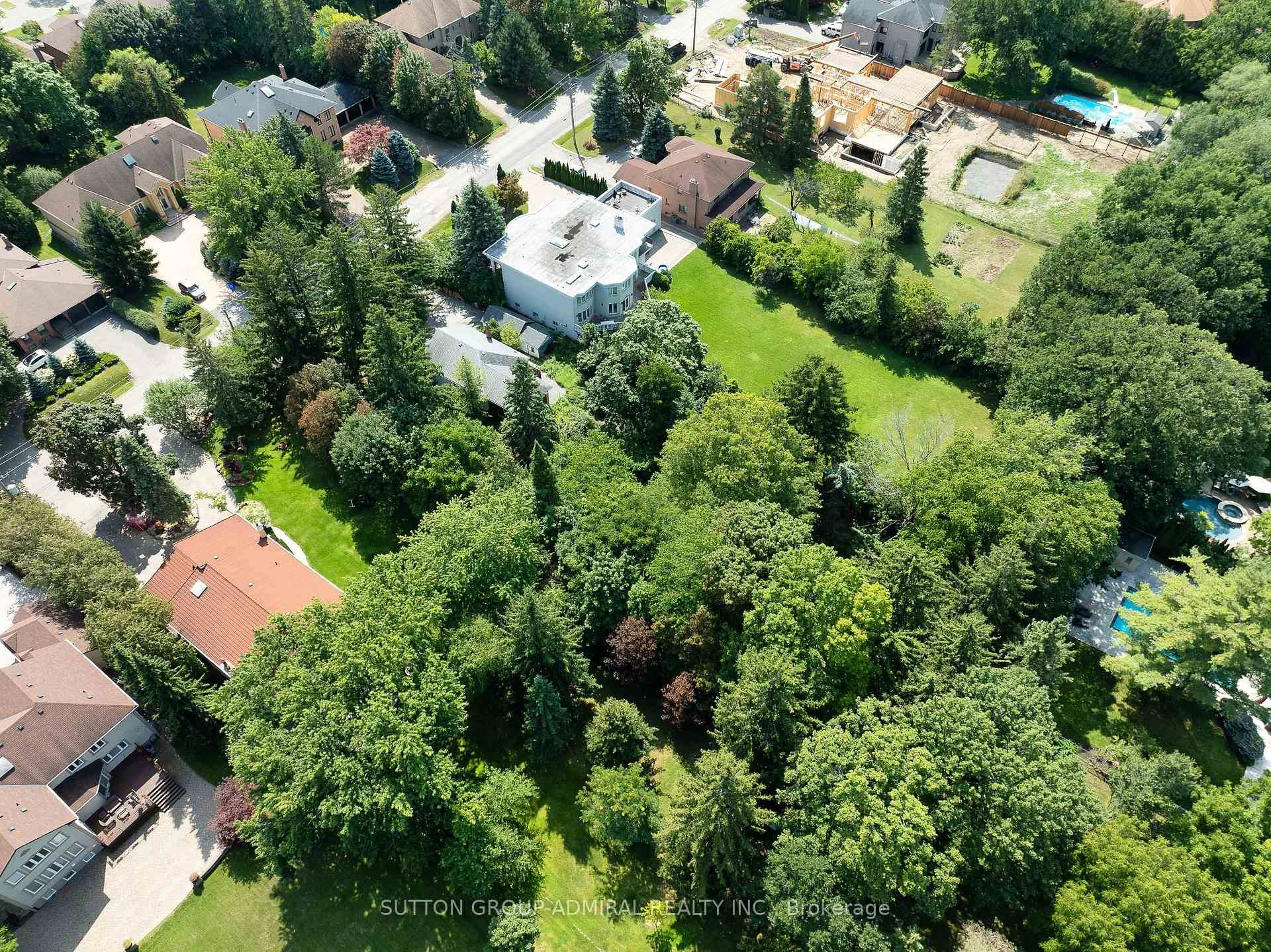 Photo 25 of 60 Arnold Avenue, Vaughan, Crestwood-Springfarm-Yorkhill — HOMEH