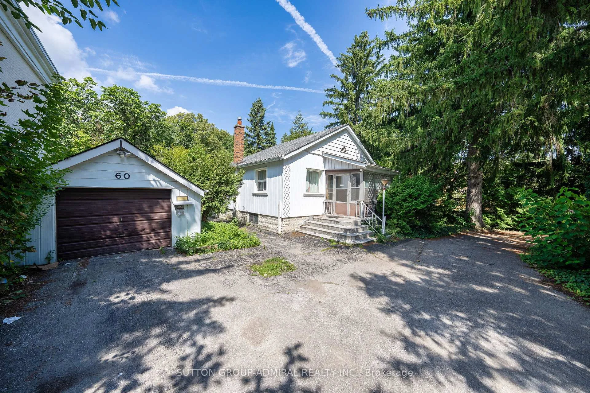 Photo 33 of 60 Arnold Avenue, Vaughan, Crestwood-Springfarm-Yorkhill — HOMEH