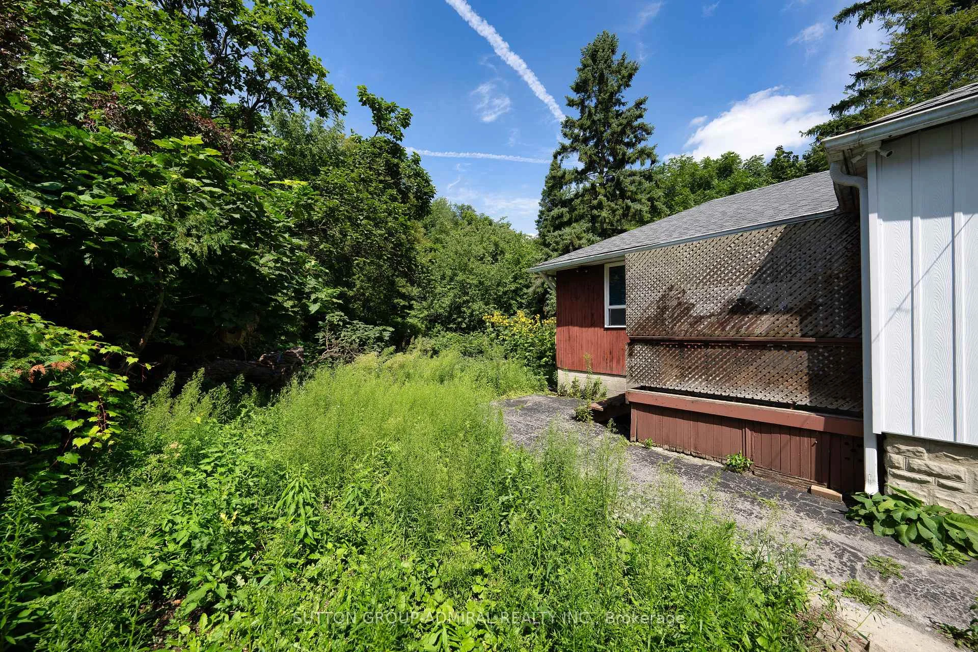 Photo 35 of 60 Arnold Avenue, Vaughan, Crestwood-Springfarm-Yorkhill — HOMEH