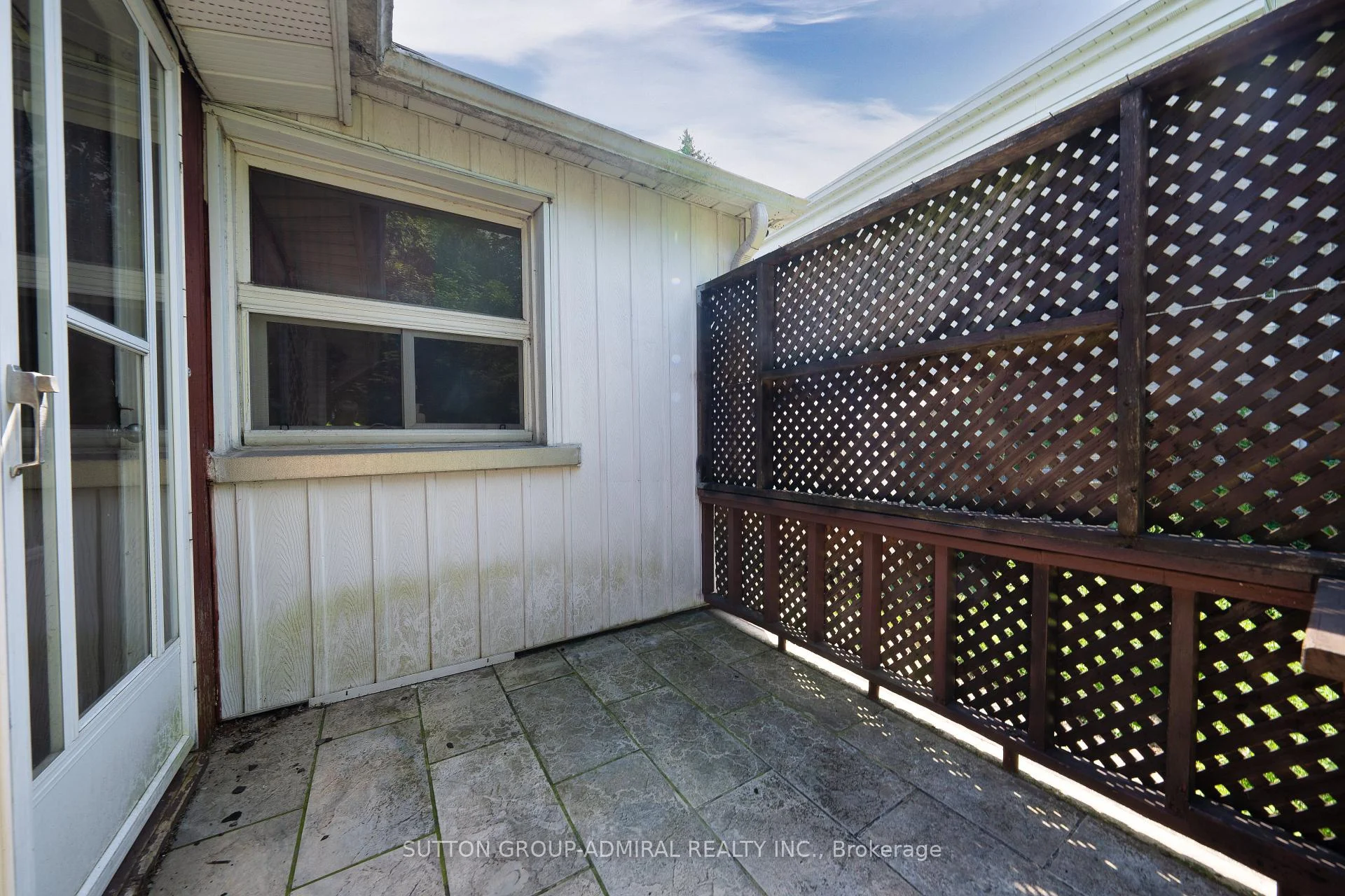 Photo 37 of 60 Arnold Avenue, Vaughan, Crestwood-Springfarm-Yorkhill — HOMEH