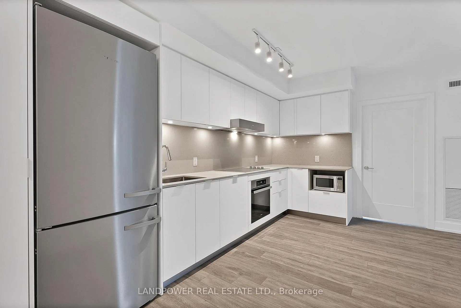 Photo 9 of Unit 809, 9 Clegg Road, Markham, Unionville — HOMEH