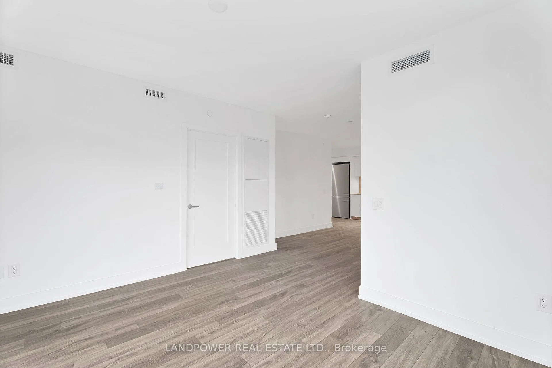 Photo 11 of Unit 809, 9 Clegg Road, Markham, Unionville — HOMEH