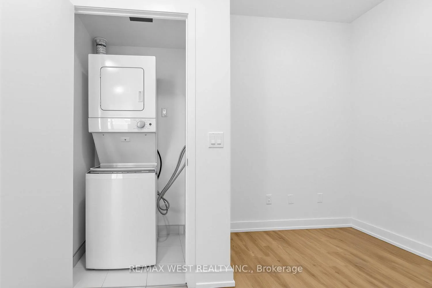Photo 17 of Unit 2222, 498 Caldari Road, Vaughan, Concord — HOMEH