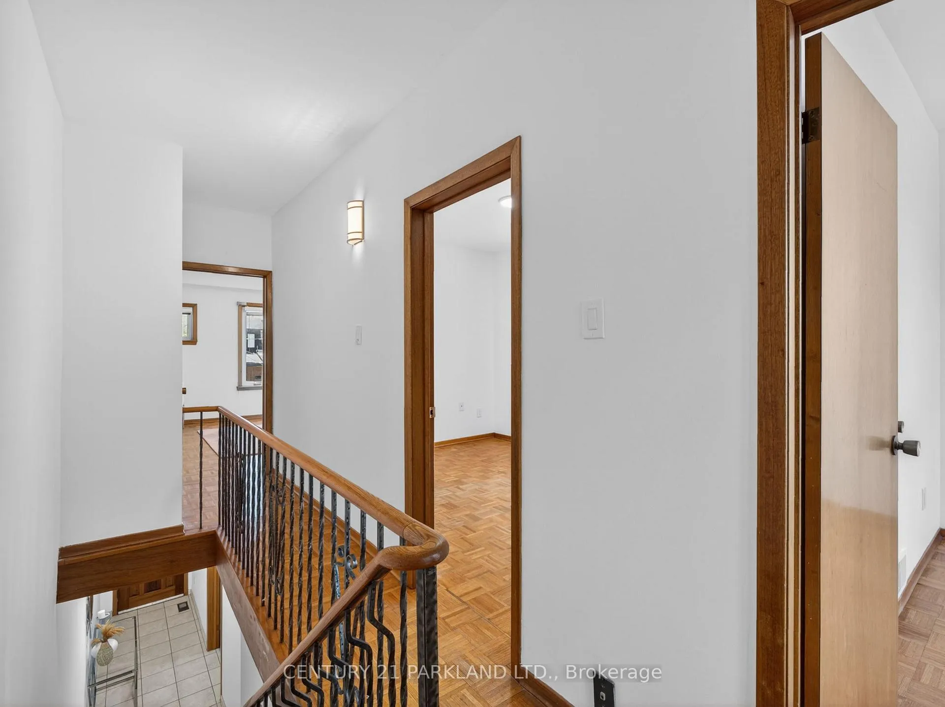 Photo 15 of 26 Earlscourt Avenue, Toronto, Corso Italia-Davenport — HOMEH