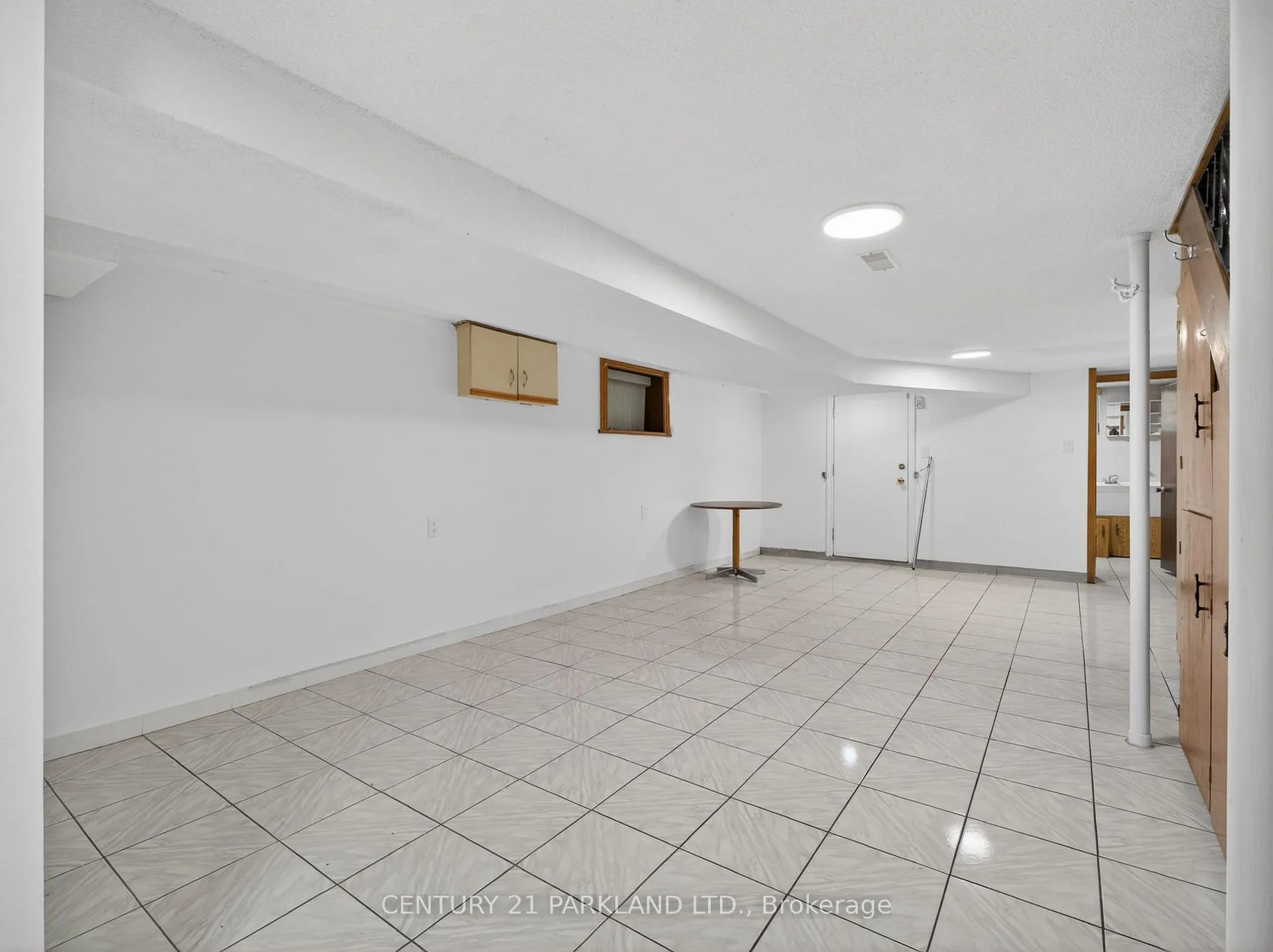 Photo 25 of 26 Earlscourt Avenue, Toronto, Corso Italia-Davenport — HOMEH