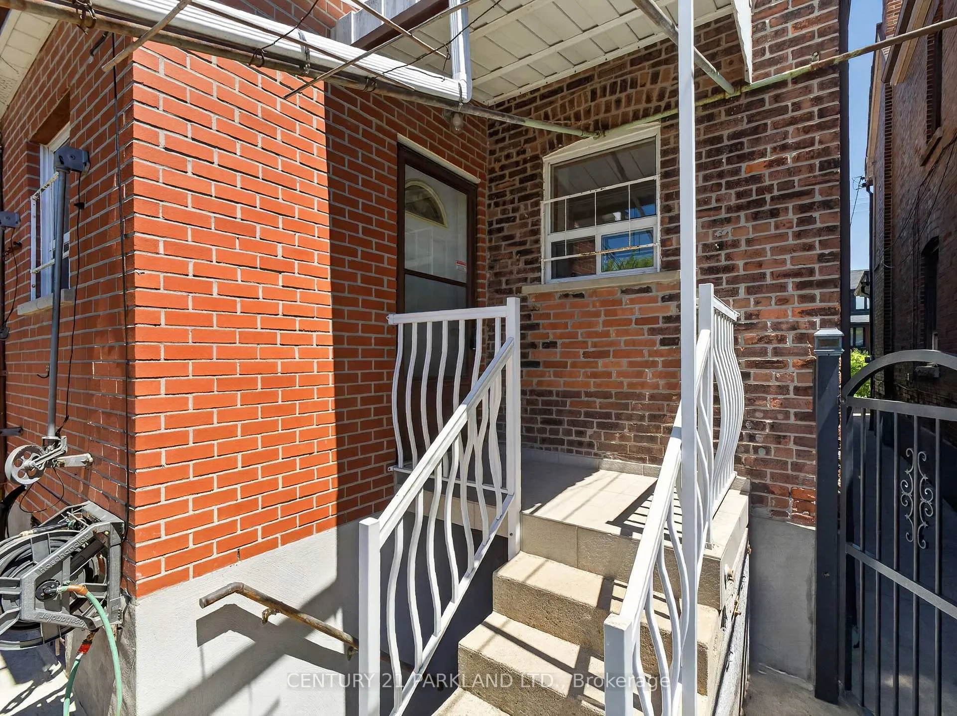 Photo 35 of 26 Earlscourt Avenue, Toronto, Corso Italia-Davenport — HOMEH