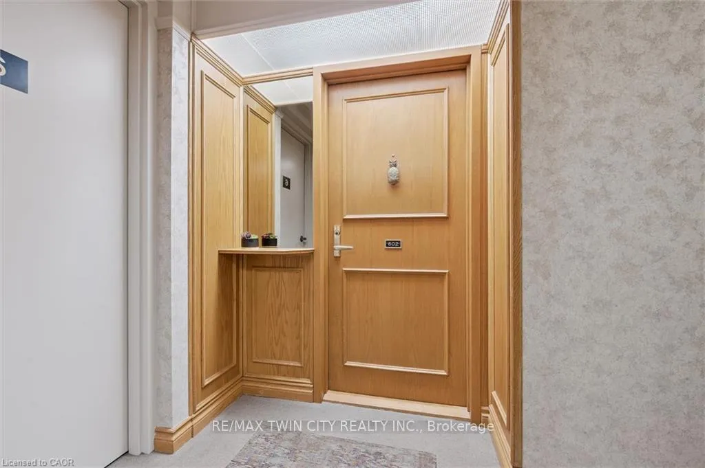 Photo 7 of Unit 602, 6 Willow Street, Waterloo, Uptown Waterloo — HOMEH