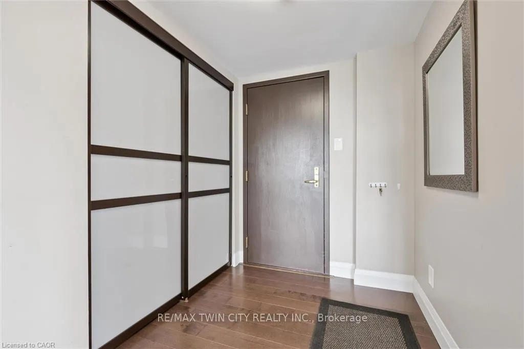 Photo 8 of Unit 602, 6 Willow Street, Waterloo, Uptown Waterloo — HOMEH