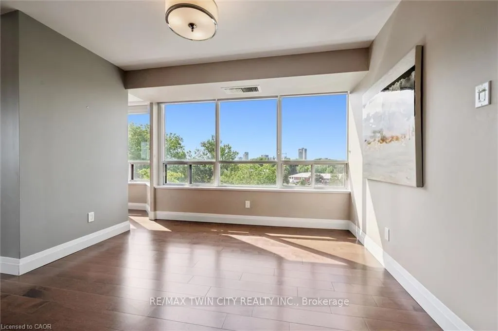 Photo 14 of Unit 602, 6 Willow Street, Waterloo, Uptown Waterloo — HOMEH