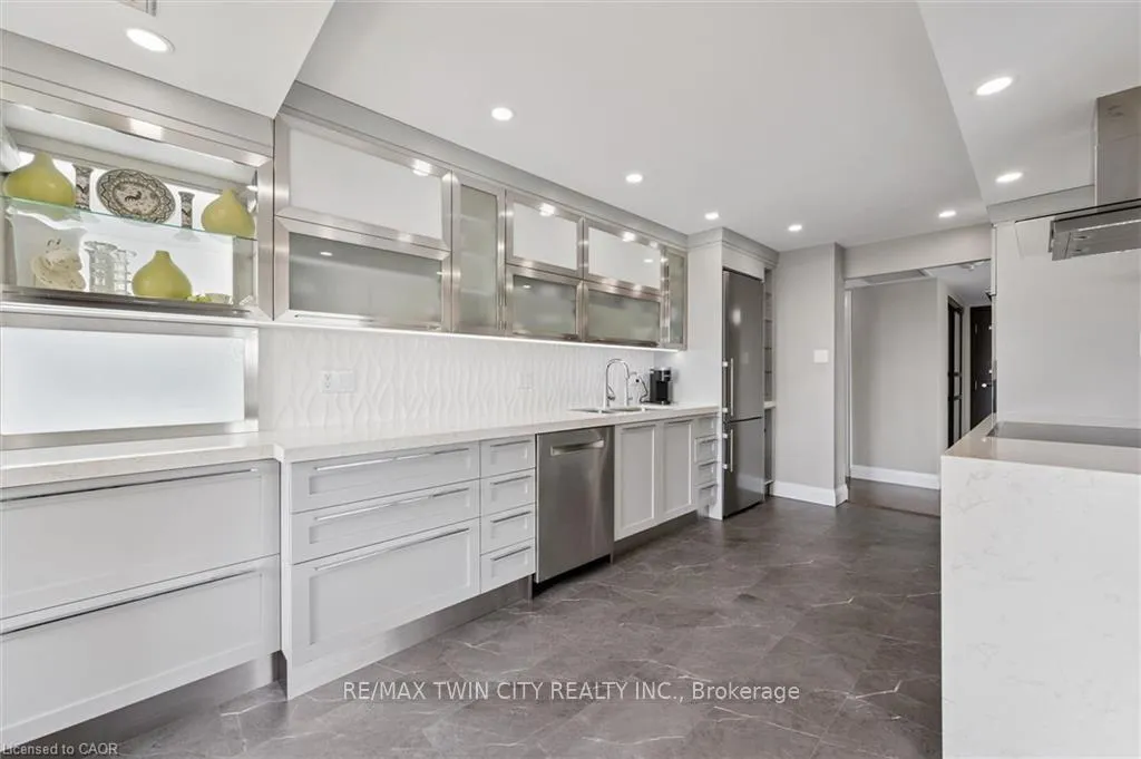 Photo 17 of Unit 602, 6 Willow Street, Waterloo, Uptown Waterloo — HOMEH