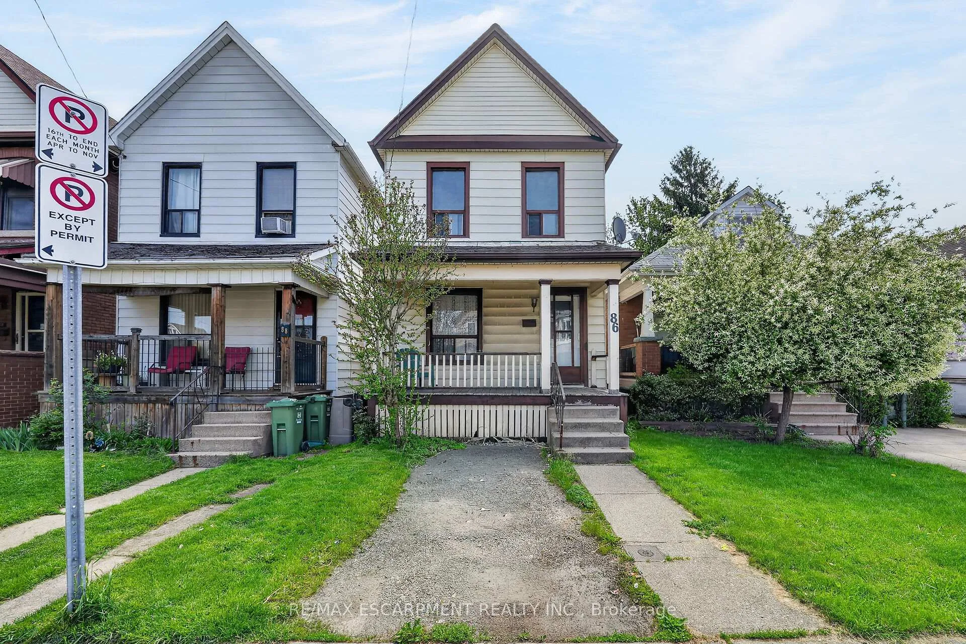 Photo 2 of 86 Belview Avenue, Hamilton, Crown Point — HOMEH