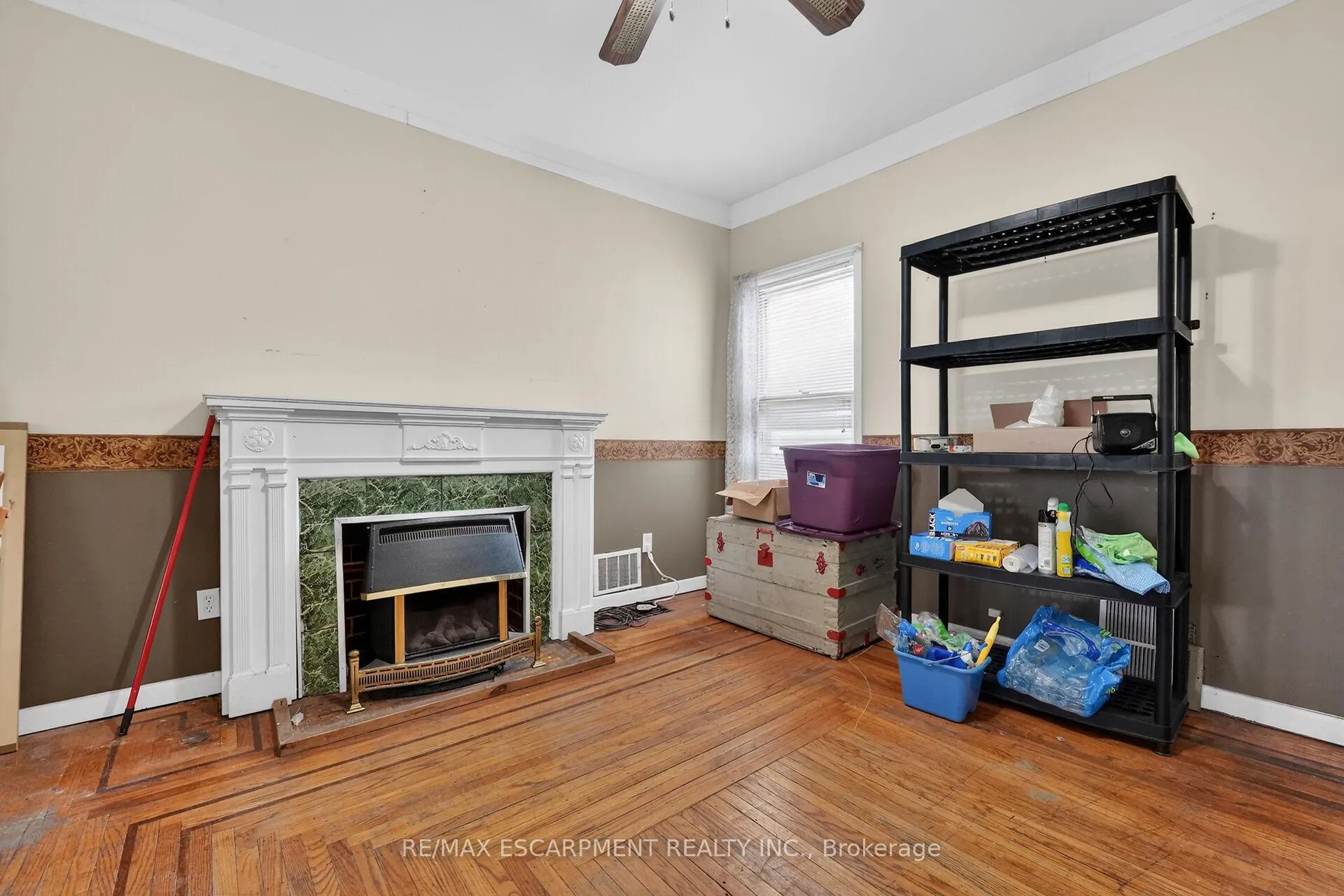 Photo 6 of 86 Belview Avenue, Hamilton, Crown Point — HOMEH