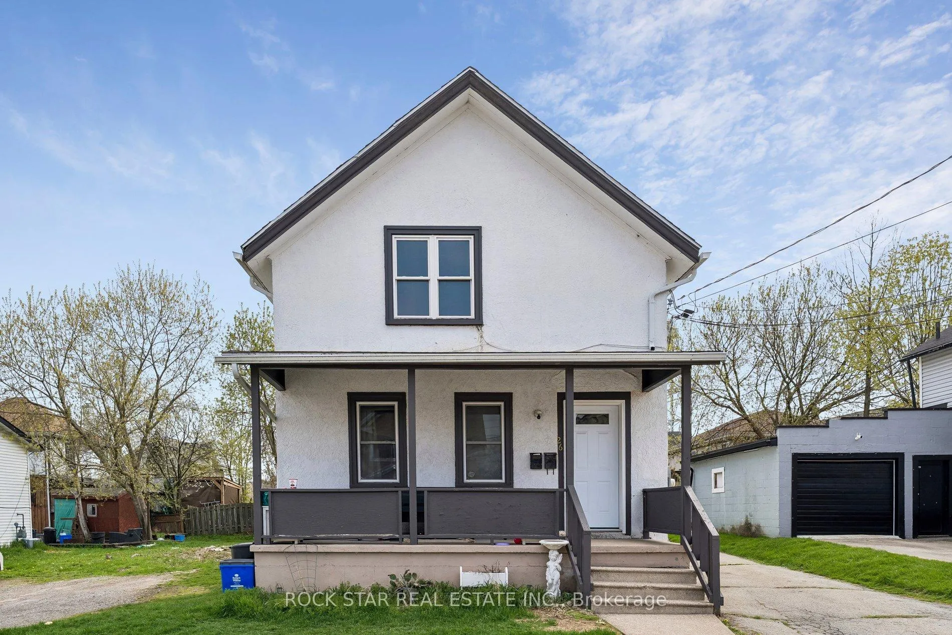 Photo 1 of Unit UPPER, 26 Albina Street, Welland, Broadway — HOMEH