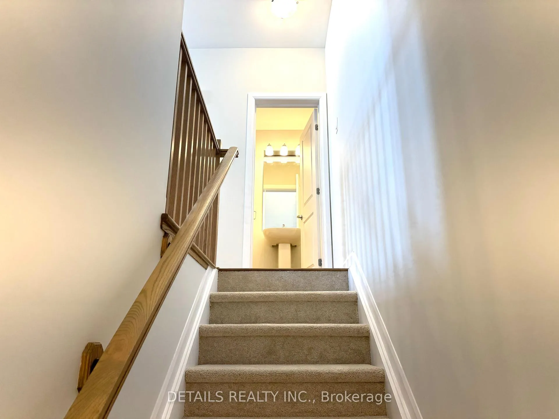 Photo 3 of 380 Clearpath Private, Ottawa, Kanata - Kanata Lakes/Heritage Hills — HOMEH