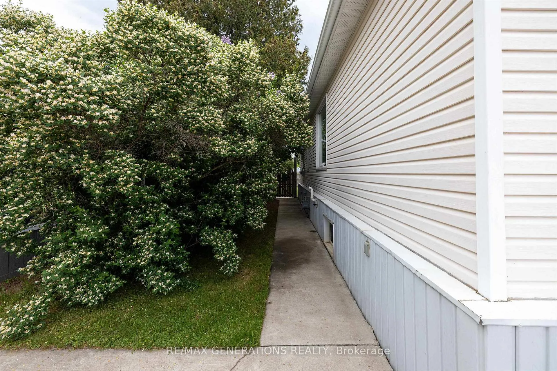 Photo 22 of 1209 Brown Street, Thunder Bay, Westfort — HOMEH