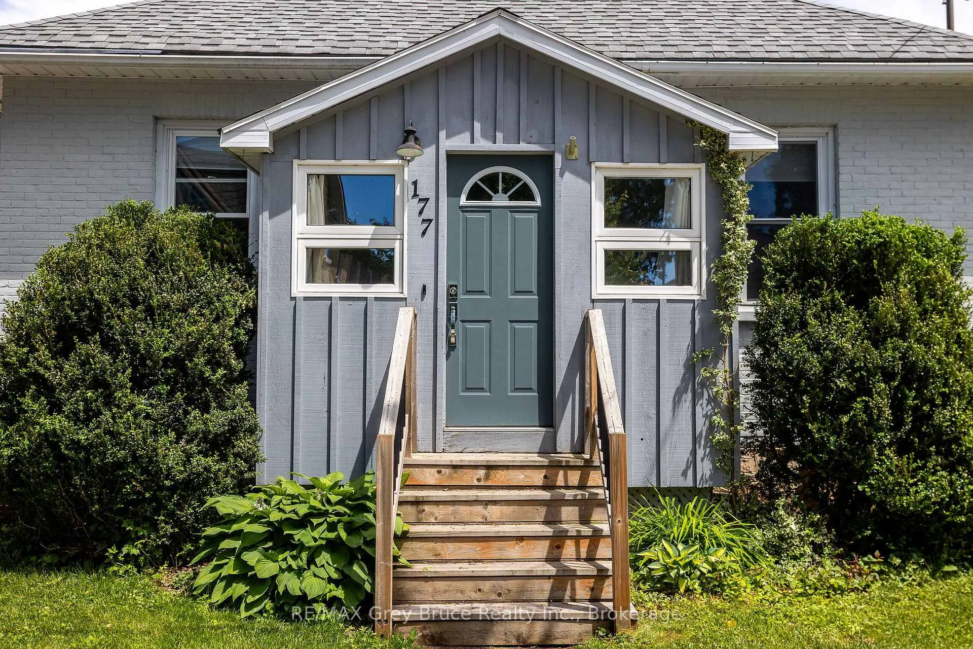Photo 2 of 177 2nd Avenue SW, Arran-Elderslie — HOMEH
