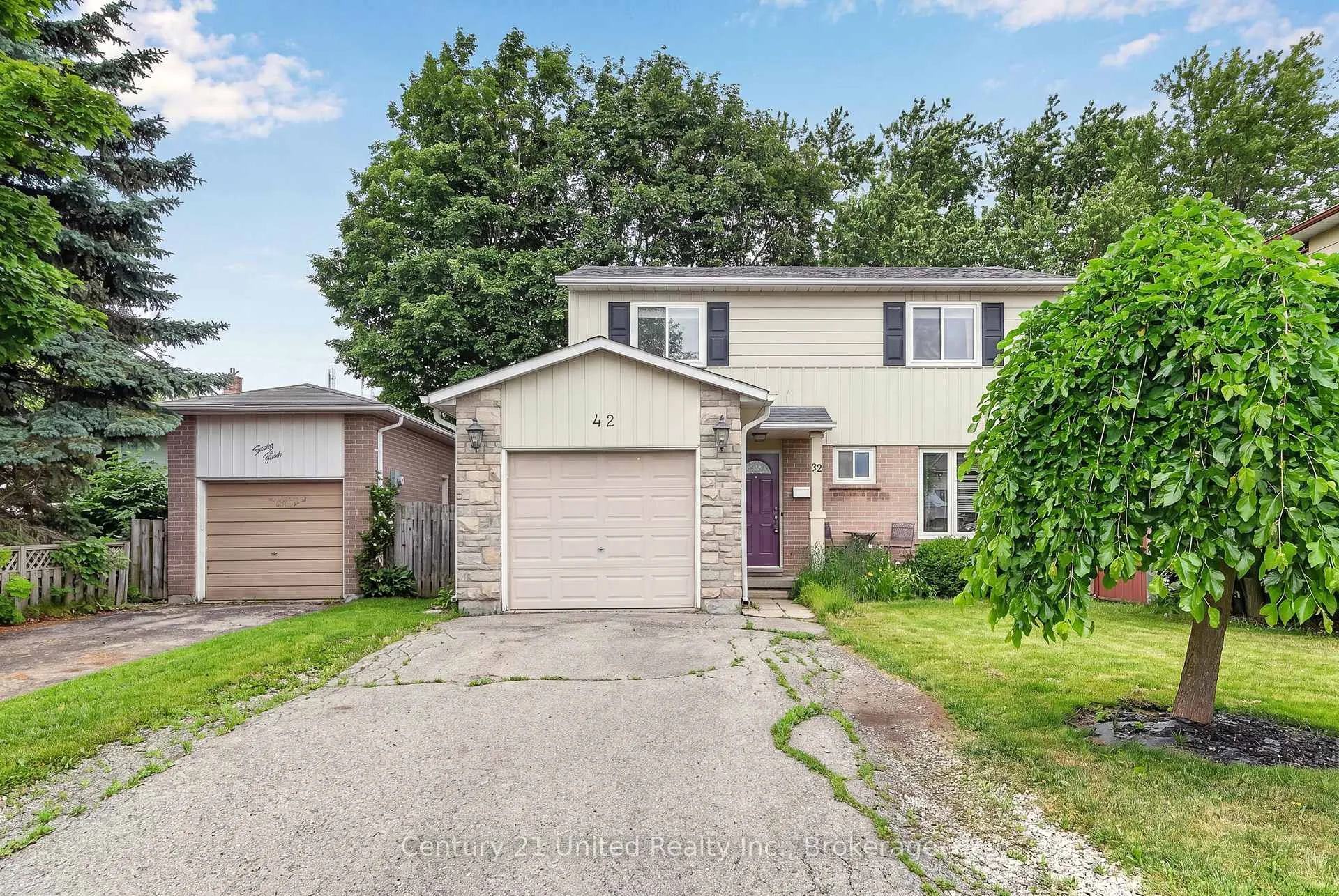 Photo 1 of 42 Peacock Boulevard, Port Hope — HOMEH