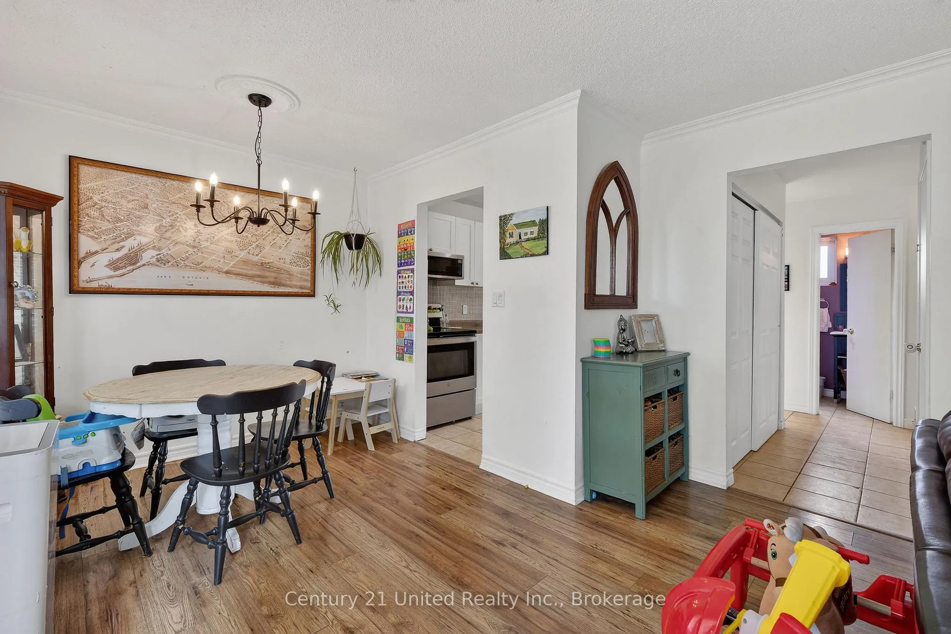 Photo 14 of 42 Peacock Boulevard, Port Hope — HOMEH