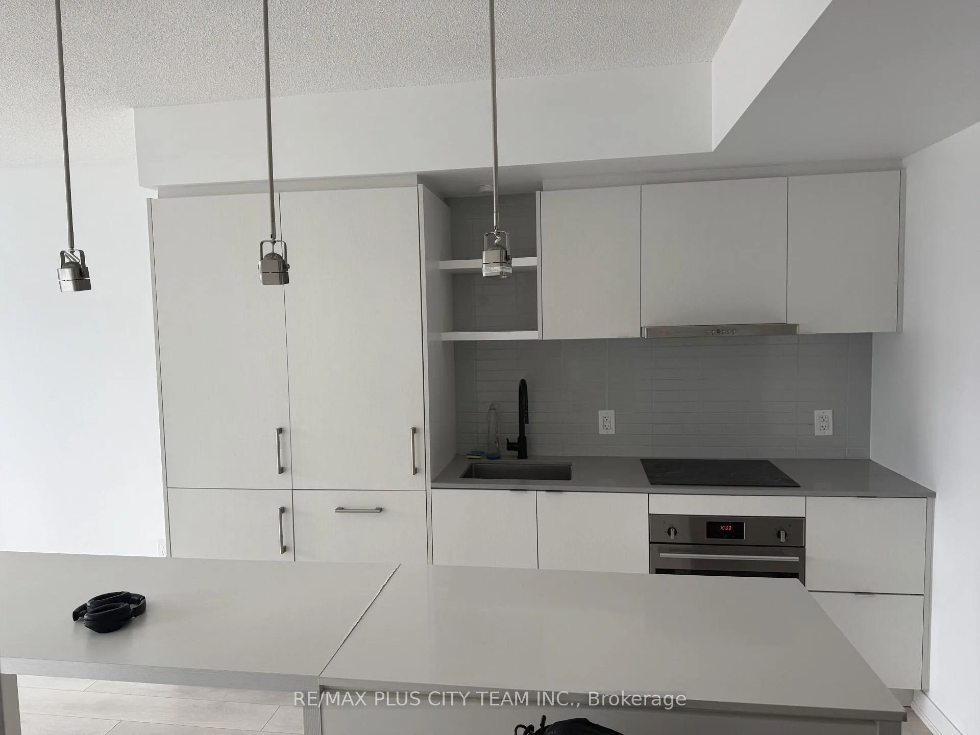 Photo 2 of Unit 3403, 88 Harbour Street, Toronto, Waterfront Communities — HOMEH