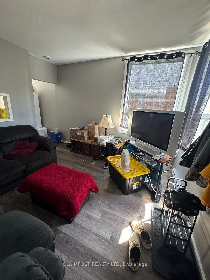 Photo 5 of 85 Fourth Avenue, Timmins, SCH - Main Area — HOMEH