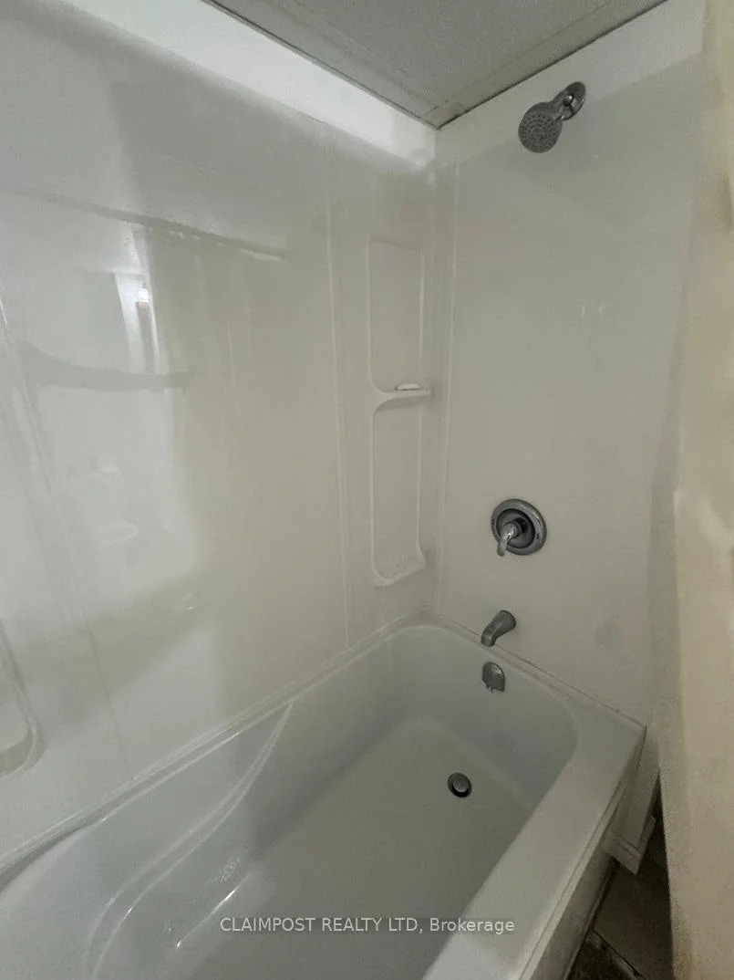 Photo 16 of 85 Fourth Avenue, Timmins, SCH - Main Area — HOMEH