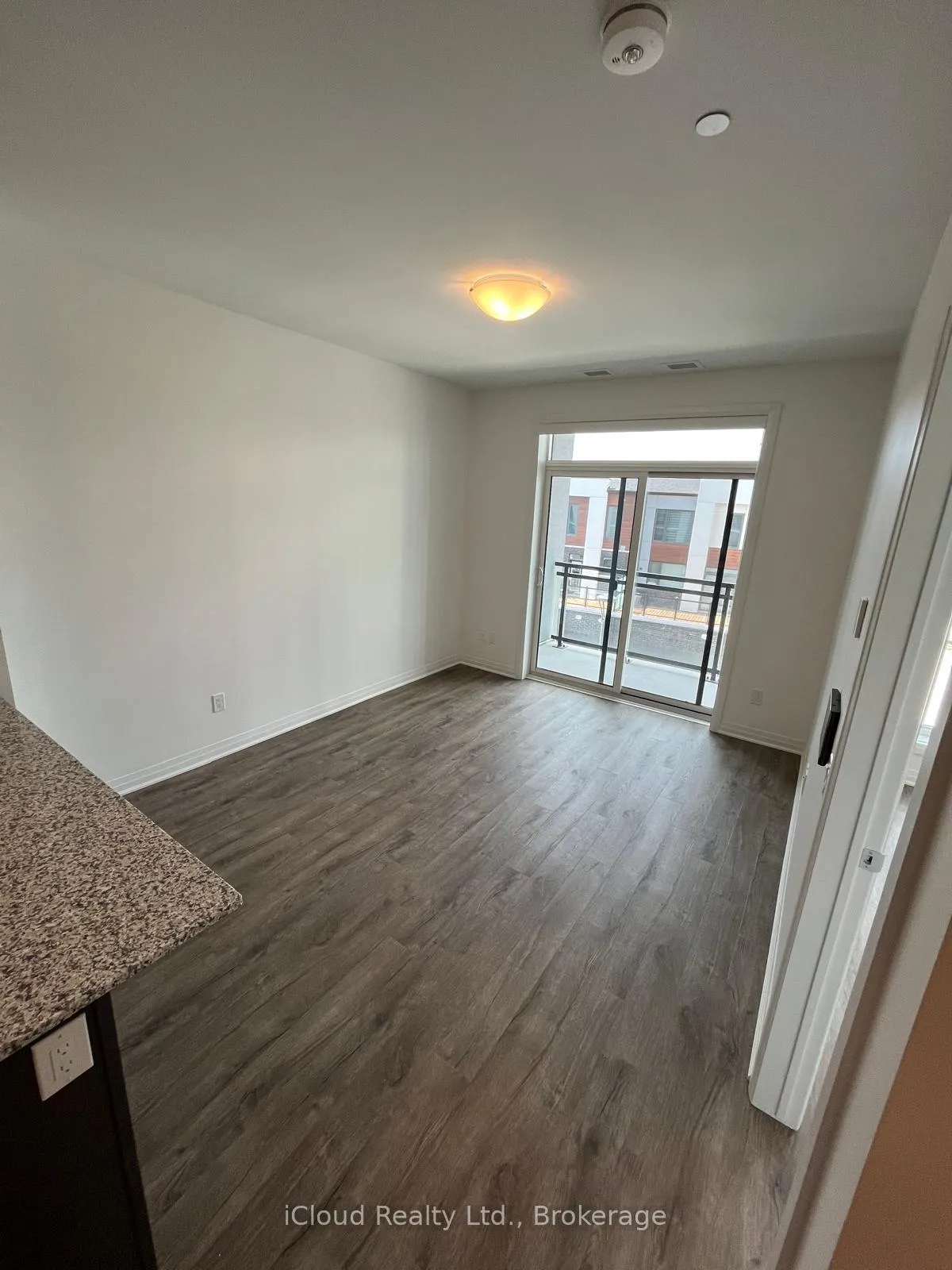 Photo 10 of Unit 319, 50 Kaitting Trail, Oakville, Glenorchy — HOMEH