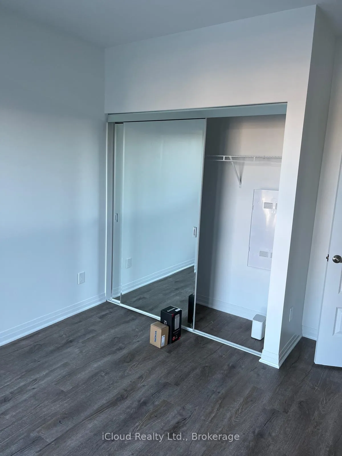 Photo 15 of Unit 319, 50 Kaitting Trail, Oakville, Glenorchy — HOMEH