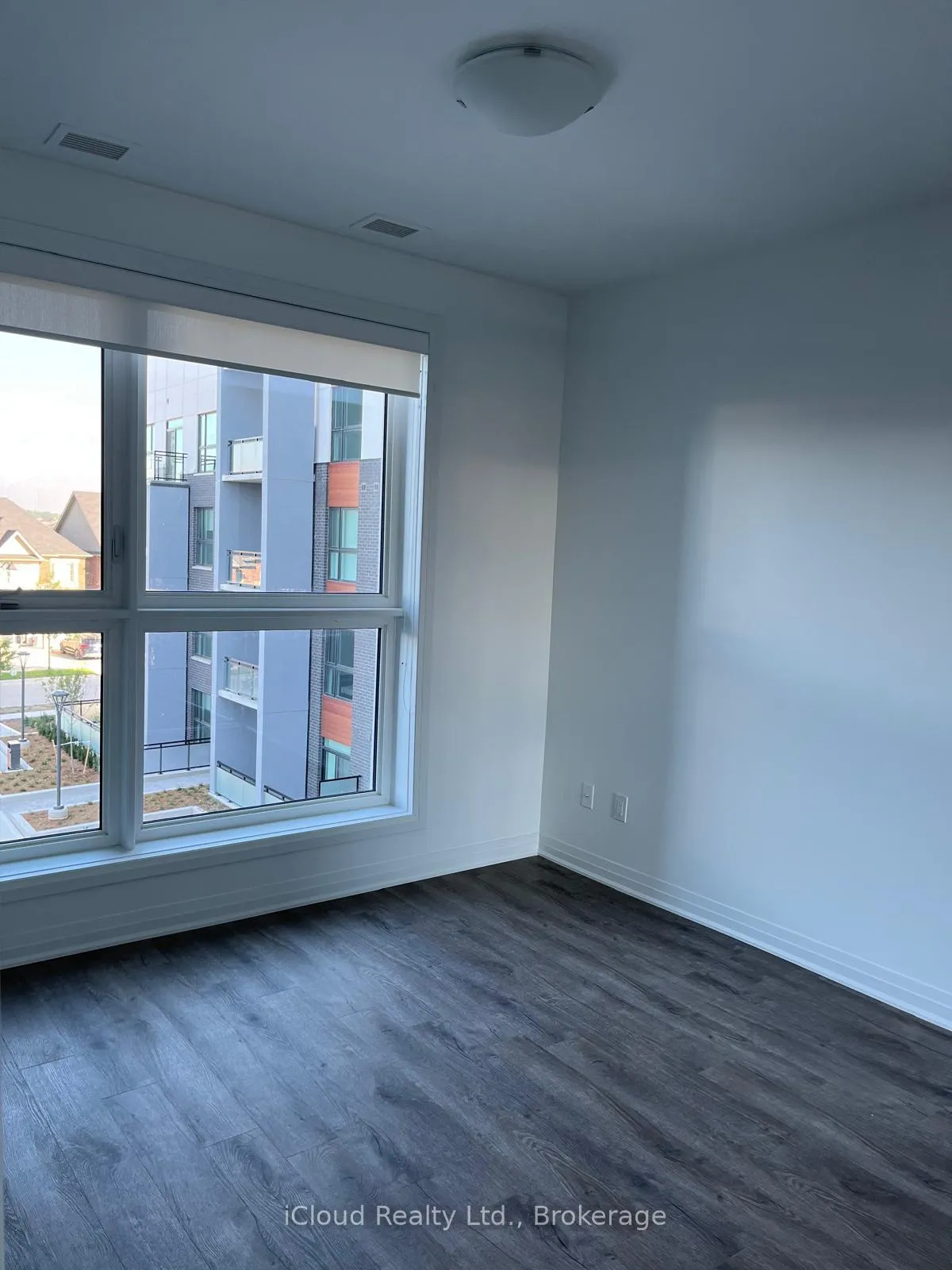 Photo 16 of Unit 319, 50 Kaitting Trail, Oakville, Glenorchy — HOMEH
