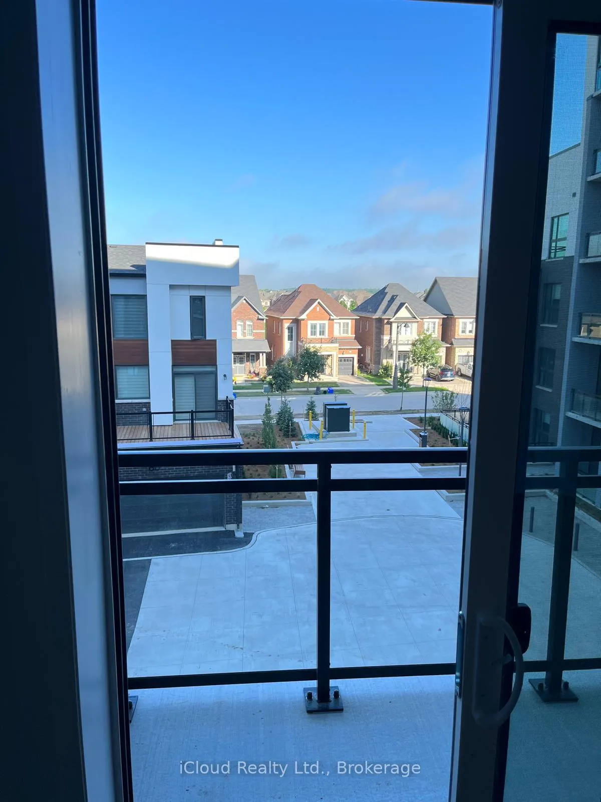 Photo 18 of Unit 319, 50 Kaitting Trail, Oakville, Glenorchy — HOMEH