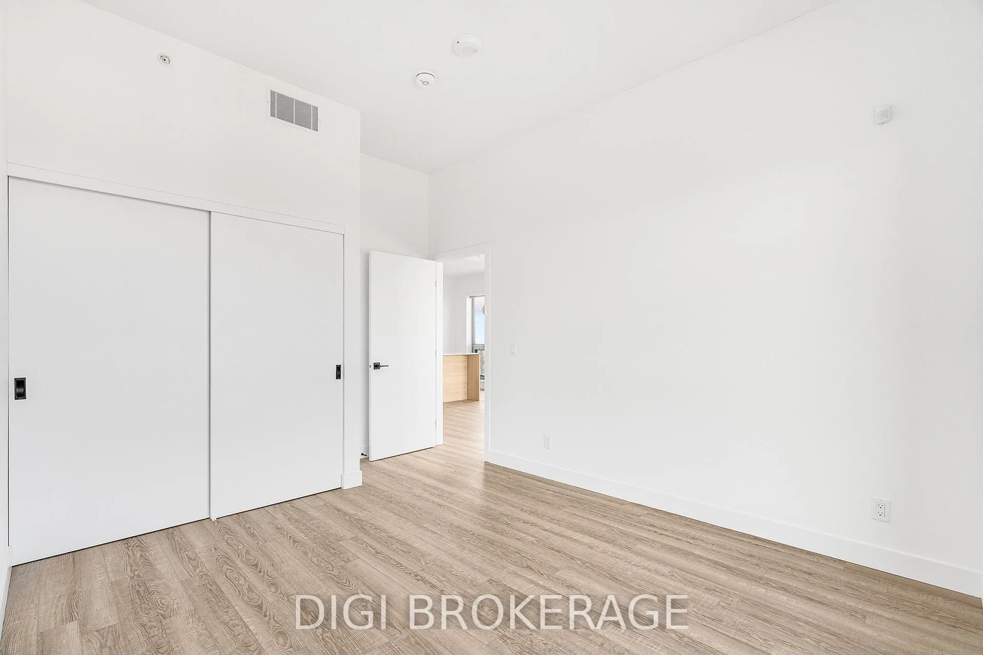 Photo 19 of Unit 3503, 1240 Cummings Avenue, Ottawa, Cyrville — HOMEH