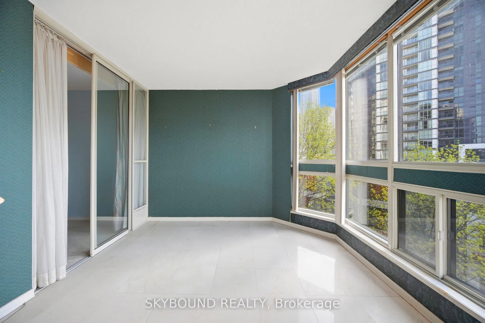 Photo 34 of Unit 511, 10 Kenneth Avenue, North York, Willowdale East — HOMEH