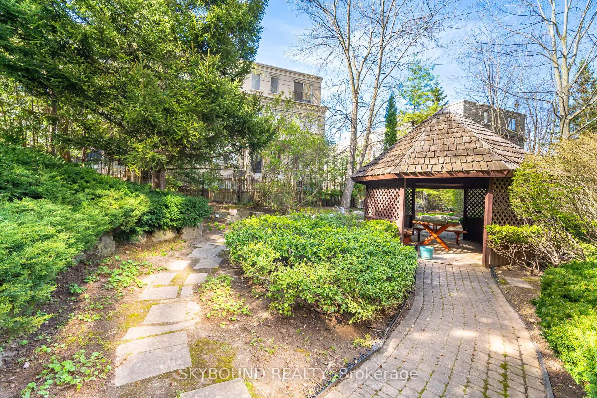 Photo 49 of Unit 511, 10 Kenneth Avenue, North York, Willowdale East — HOMEH