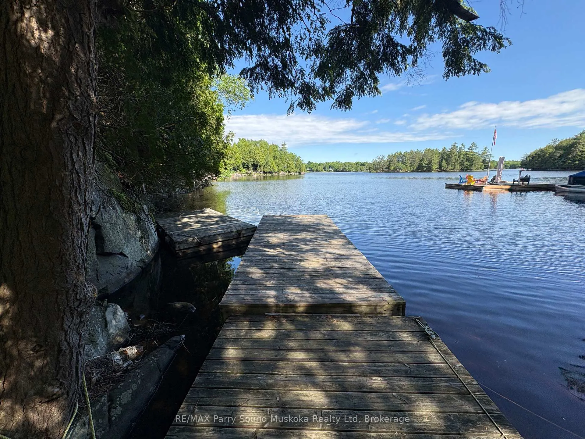 Photo 3 of 85 Sunnyshore Park Drive, McKellar — HOMEH