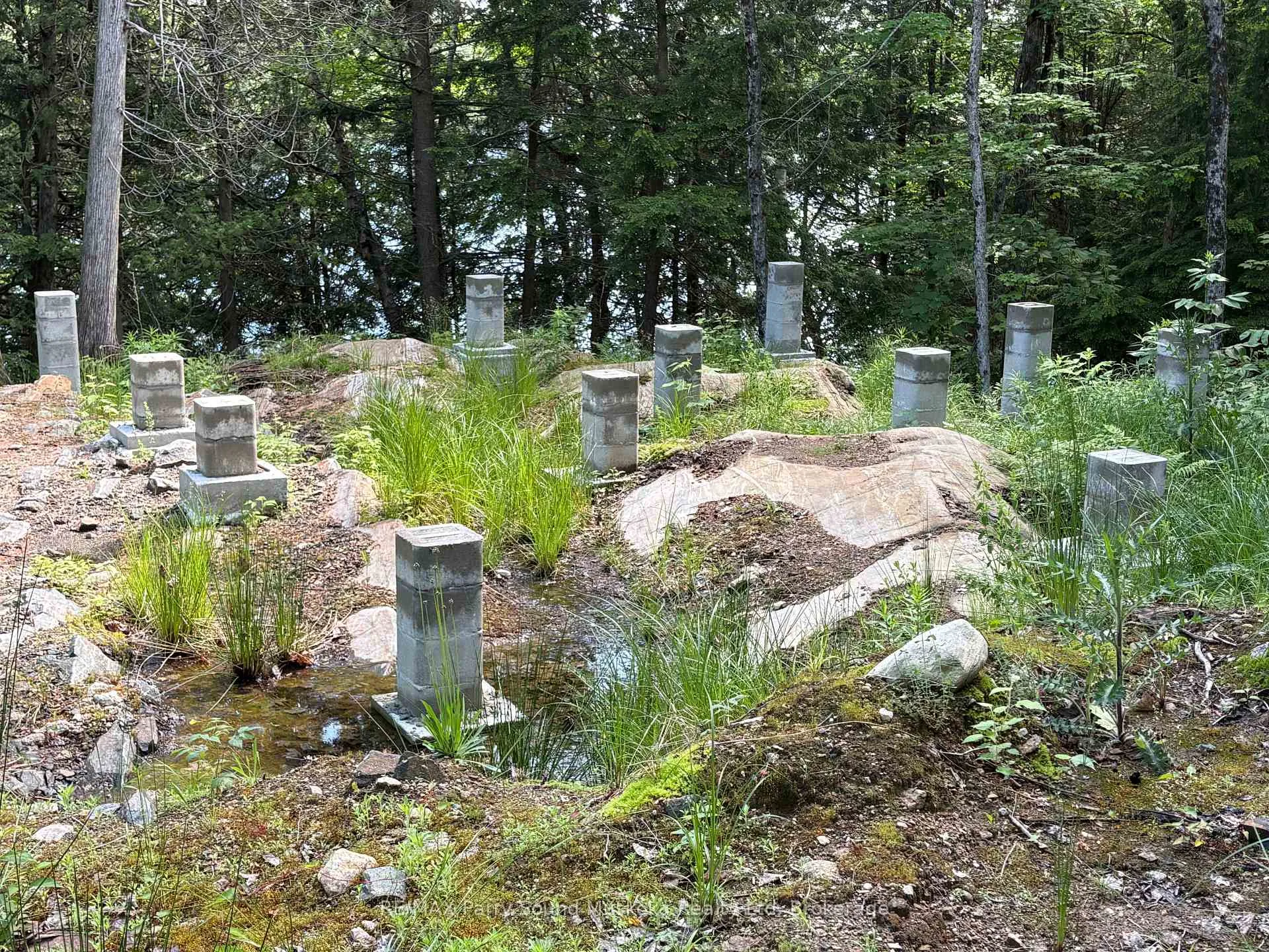 Photo 14 of 85 Sunnyshore Park Drive, McKellar — HOMEH