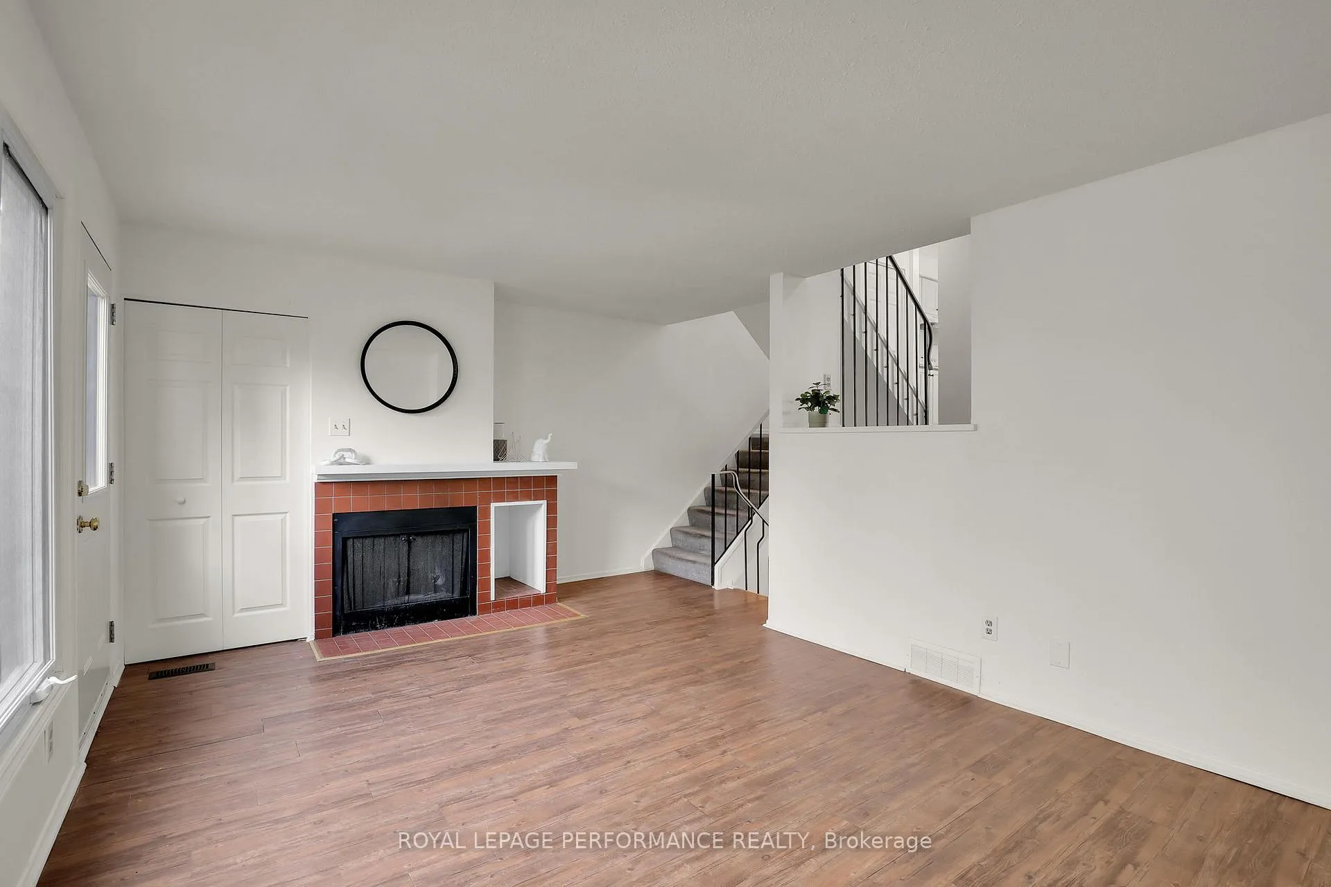 Photo 8 of Unit 10, 3342 Southgate Road, Ottawa, South Keys — HOMEH
