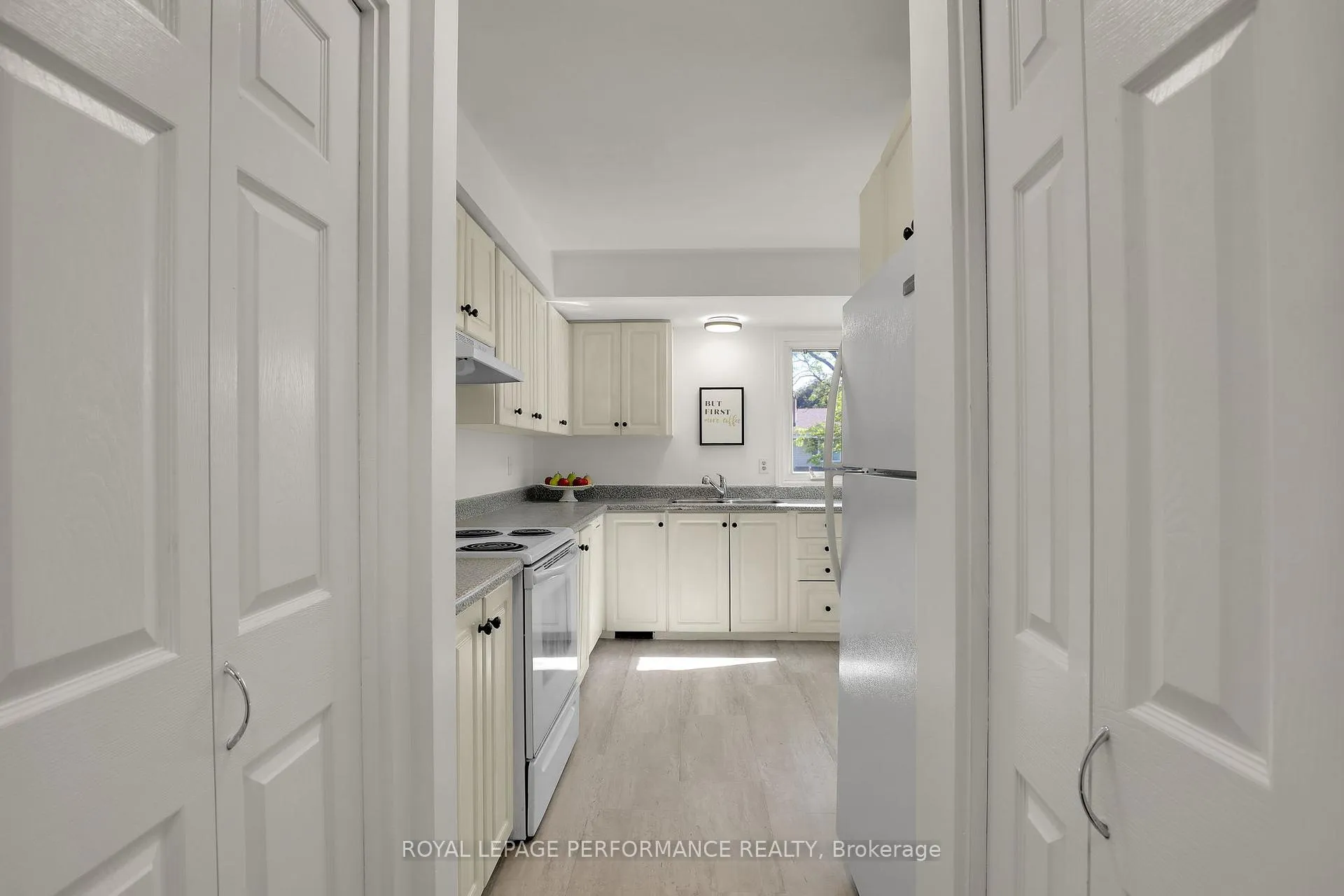 Photo 16 of Unit 10, 3342 Southgate Road, Ottawa, South Keys — HOMEH