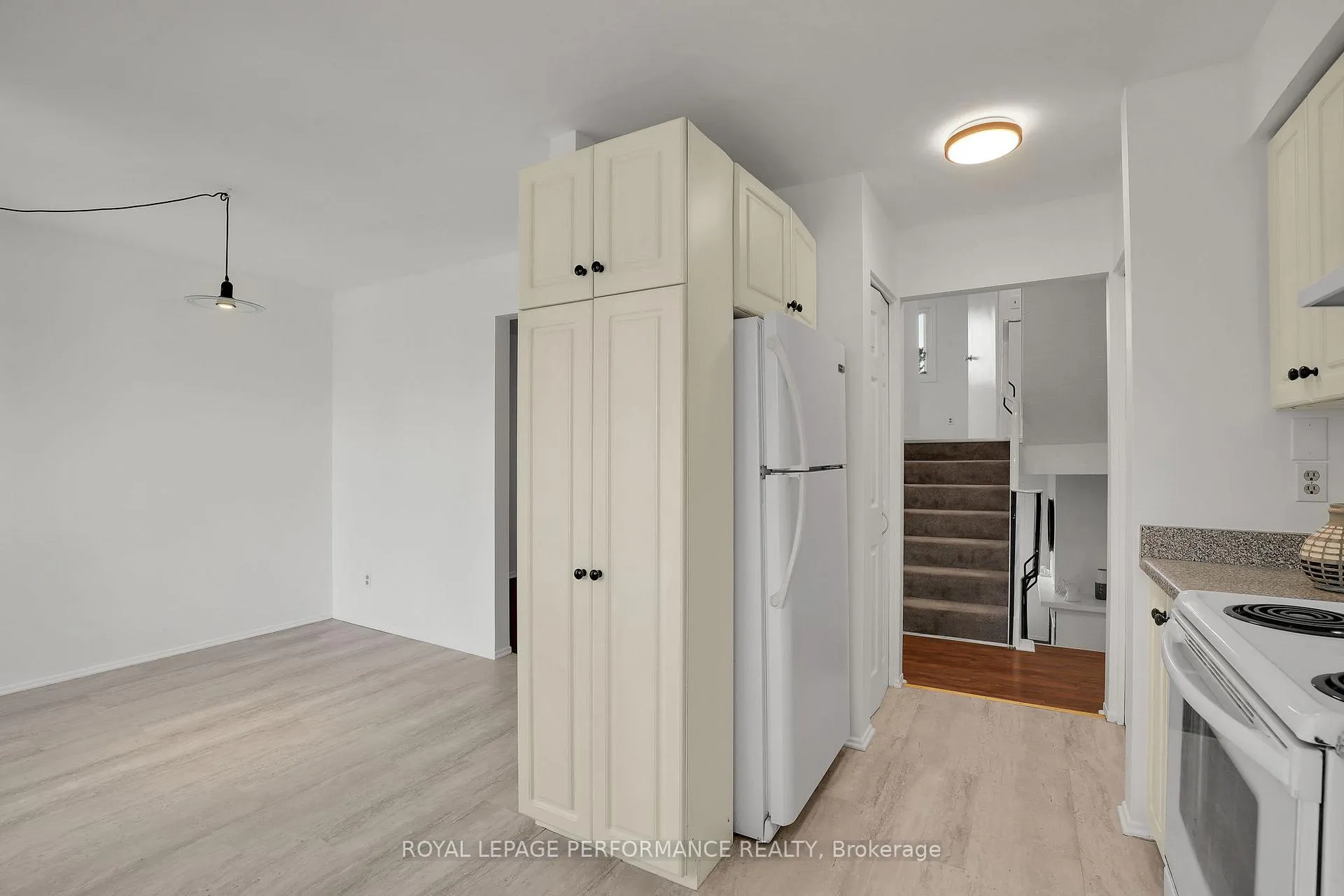 Photo 18 of Unit 10, 3342 Southgate Road, Ottawa, South Keys — HOMEH