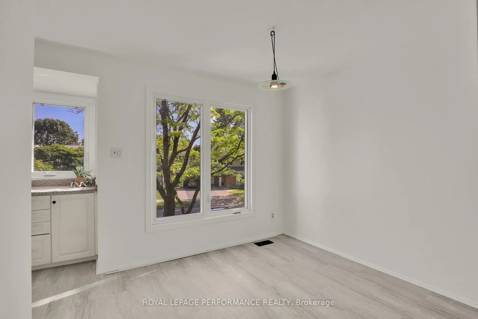 Photo 19 of Unit 10, 3342 Southgate Road, Ottawa, South Keys — HOMEH