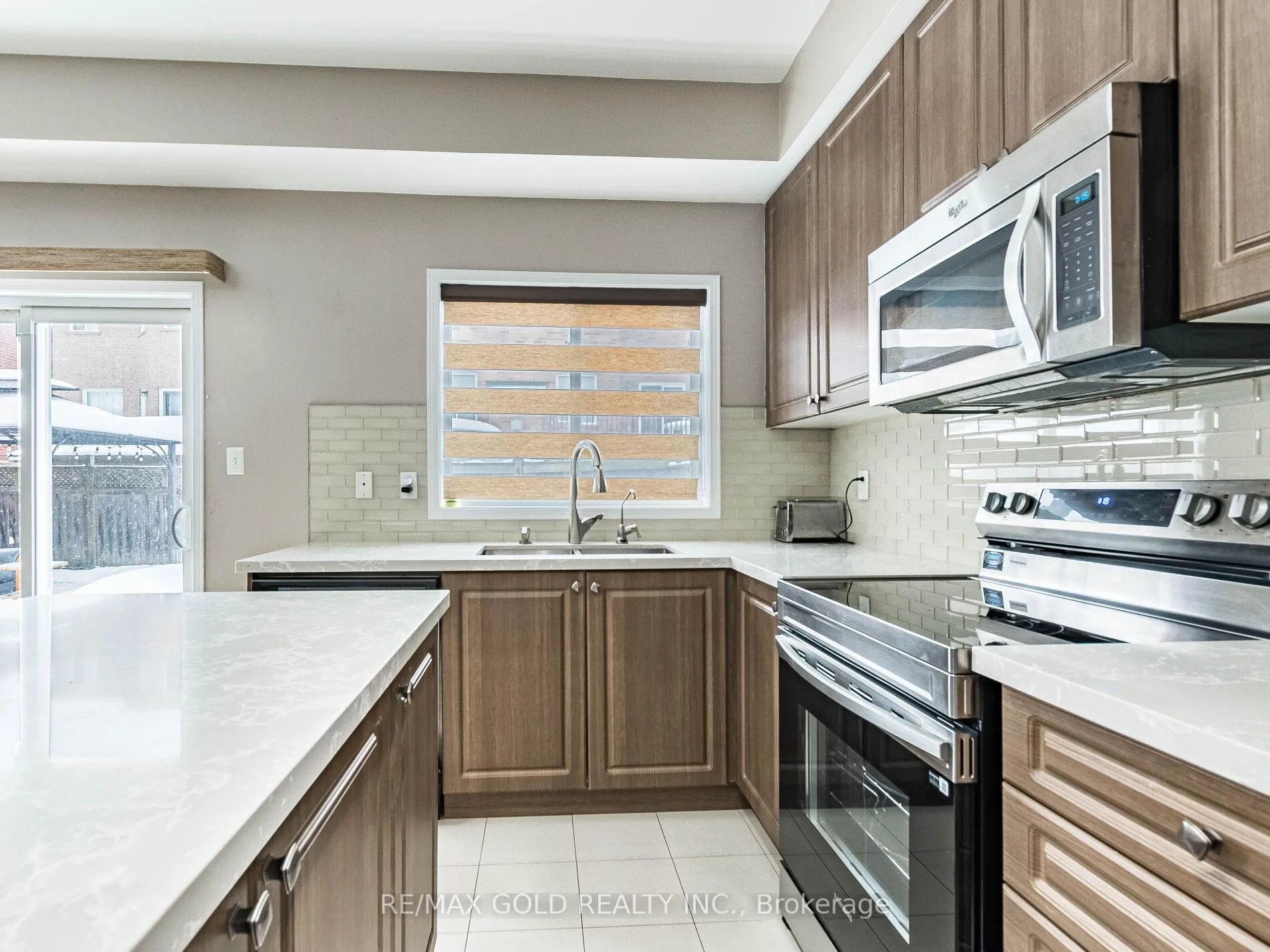 Photo 17 of 18 Travis Crescent, Brampton, Fletcher's Meadow — HOMEH