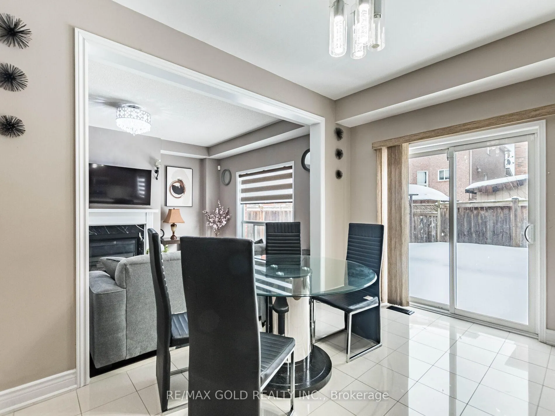 Photo 20 of 18 Travis Crescent, Brampton, Fletcher's Meadow — HOMEH