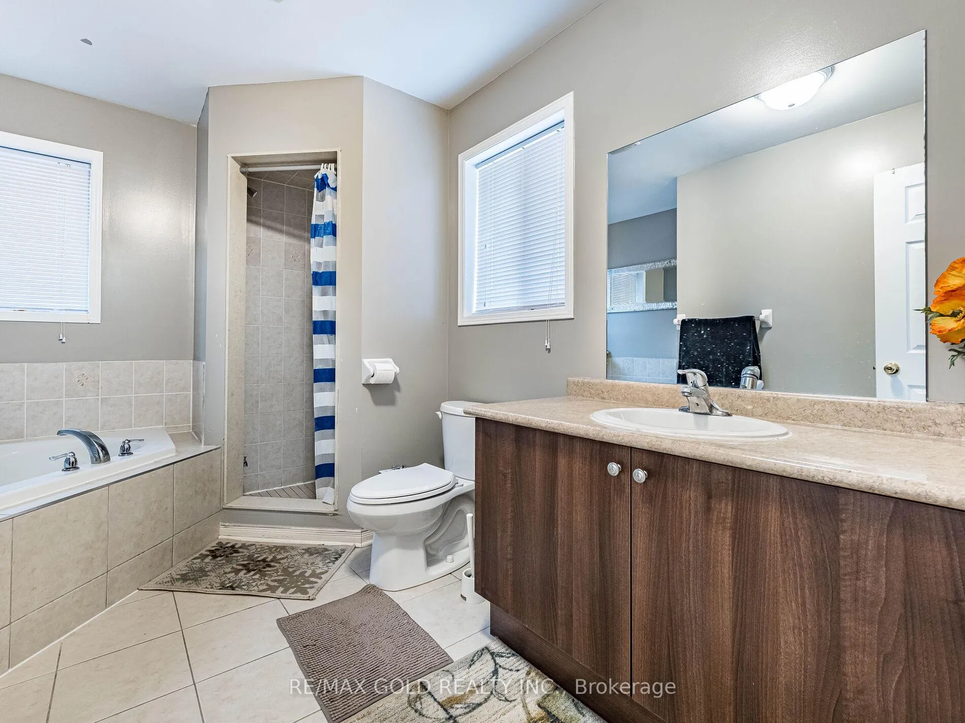Photo 23 of 18 Travis Crescent, Brampton, Fletcher's Meadow — HOMEH